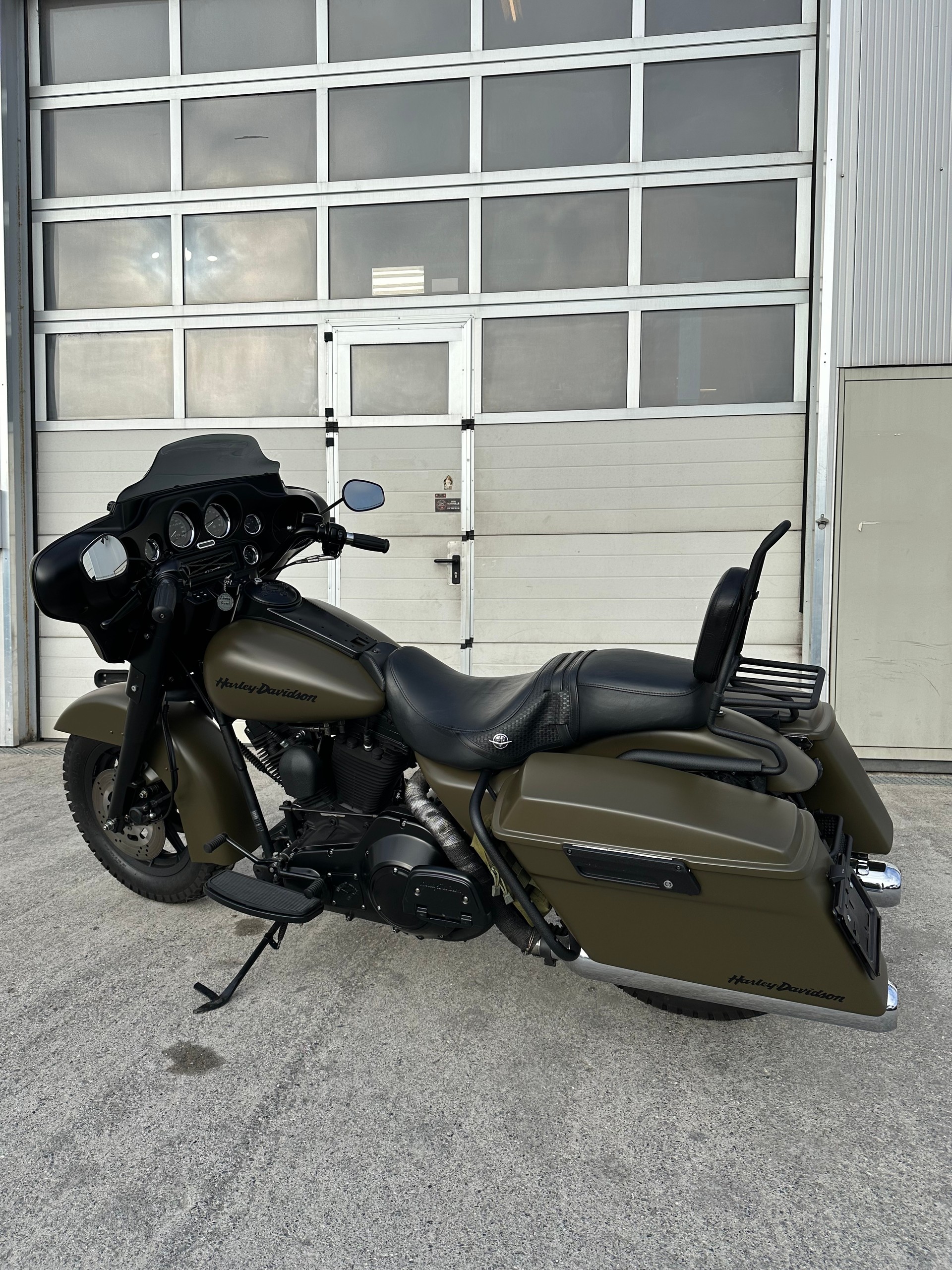 HARLEY-DAVIDSON FLHTCI Electra Glide Classic-image-4
