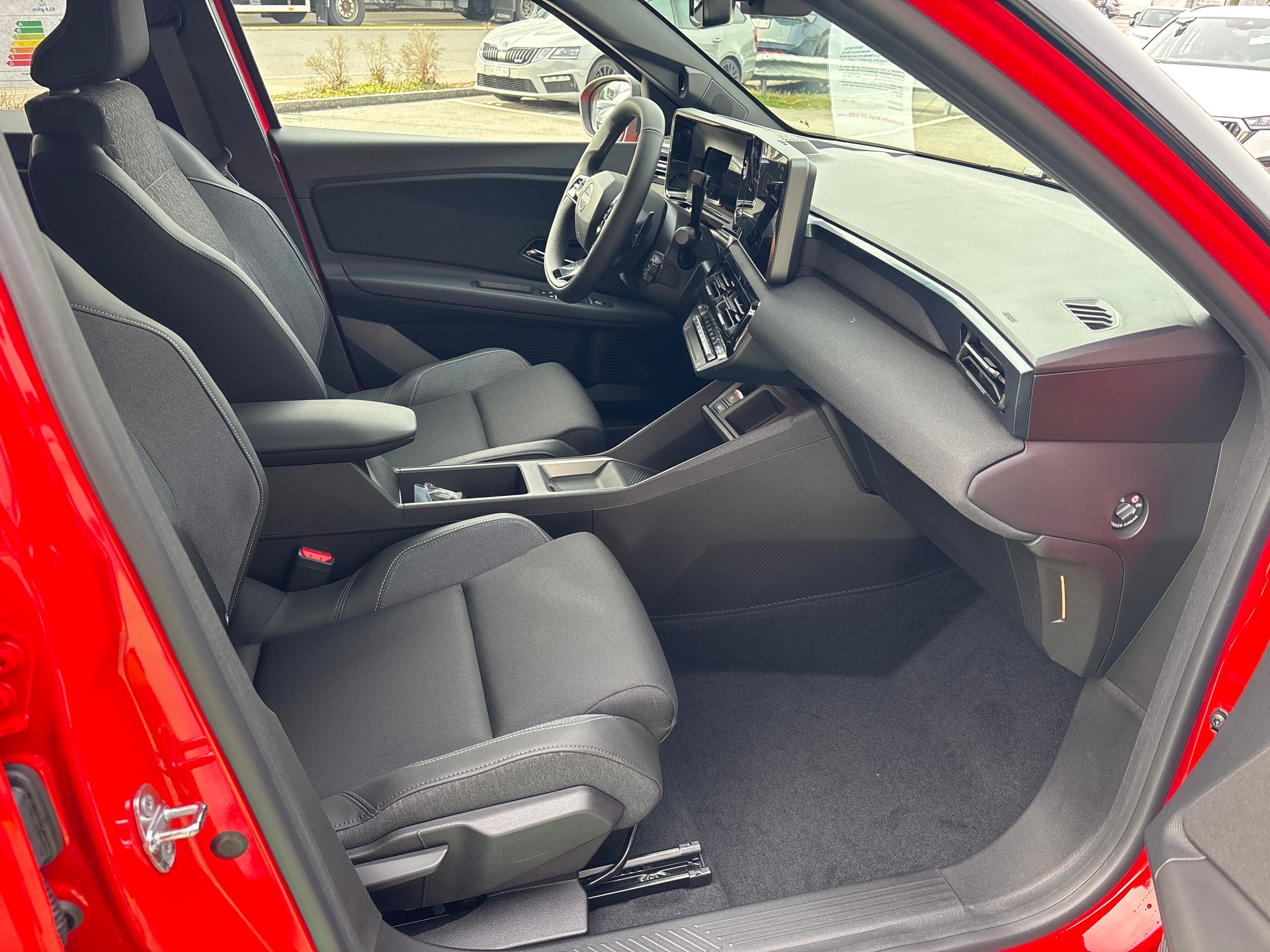 NISSAN Micra 52kWh Advance-image-14