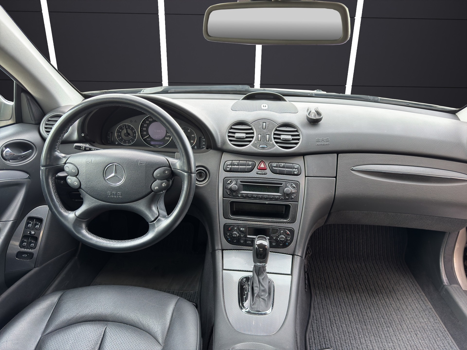 MERCEDES-BENZ CLK 270 CDI Avantgarde-image-8