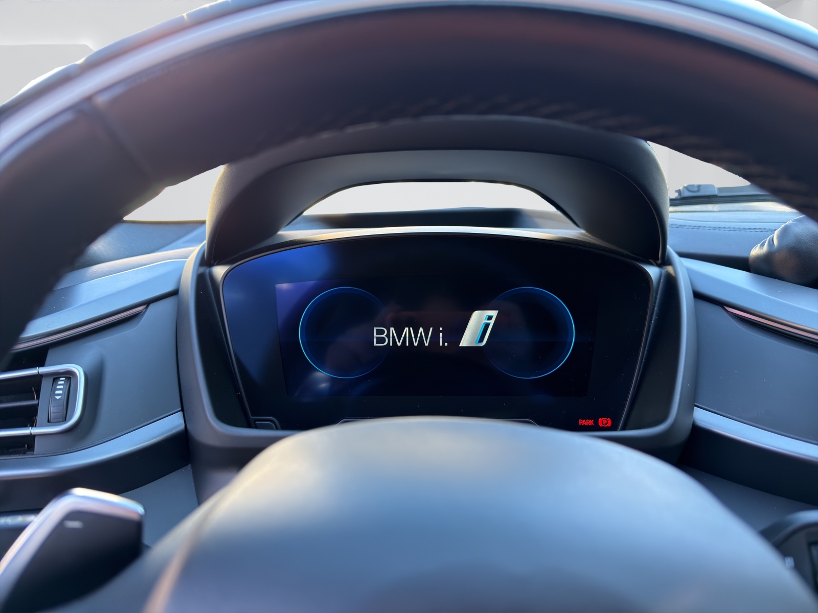 BMW i8 Coupé-image-19