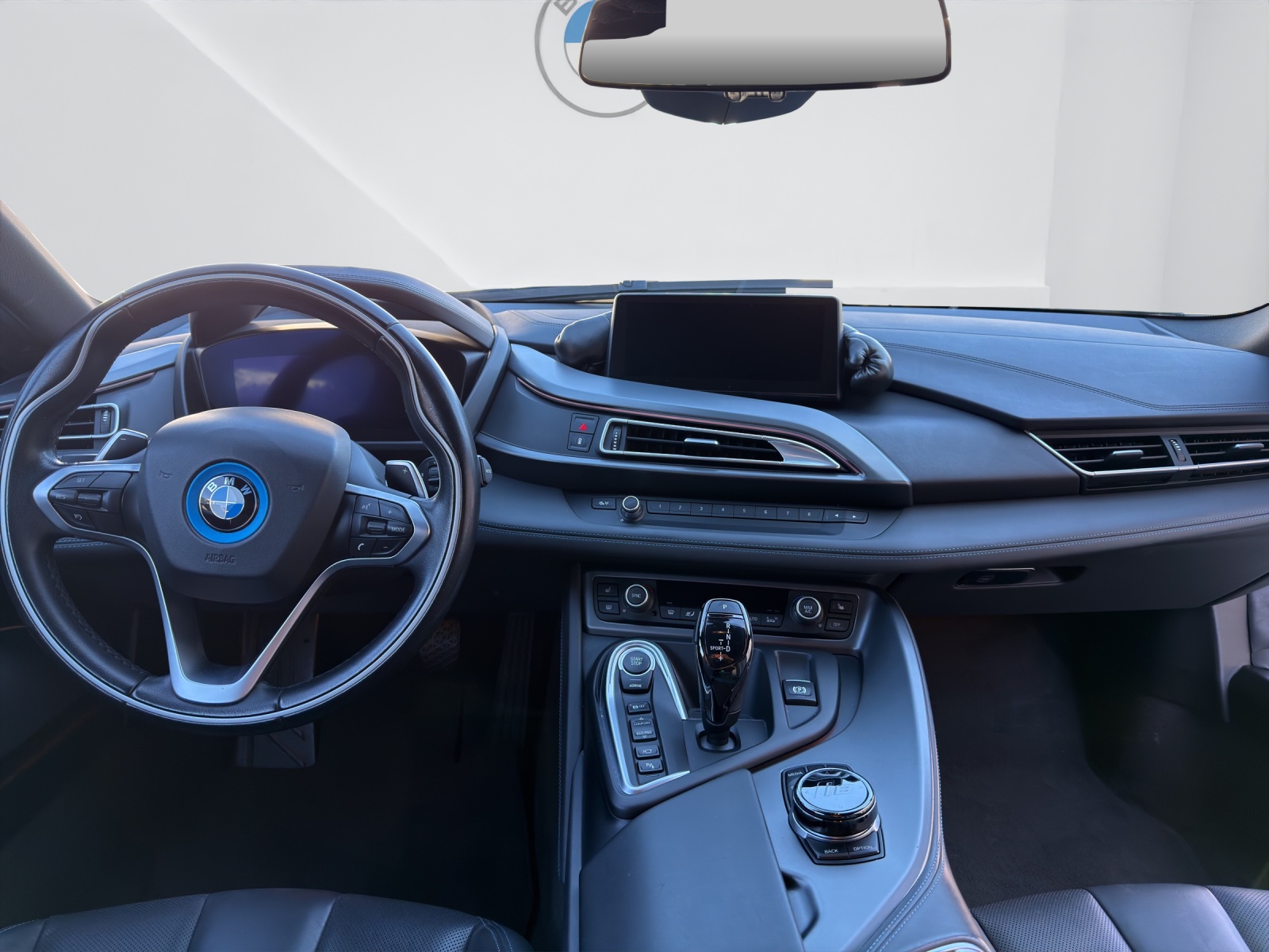 BMW i8 Coupé-image-16