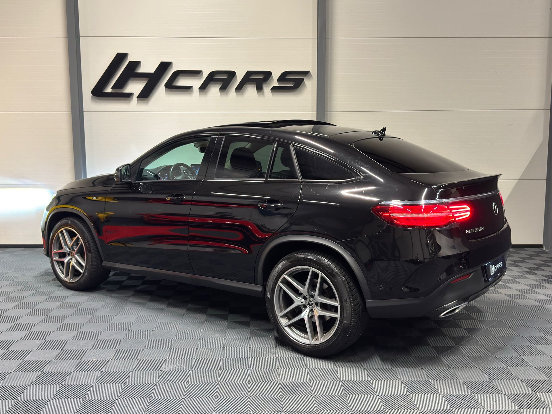 MERCEDES-BENZ GLE 350 d Coupé-image-2