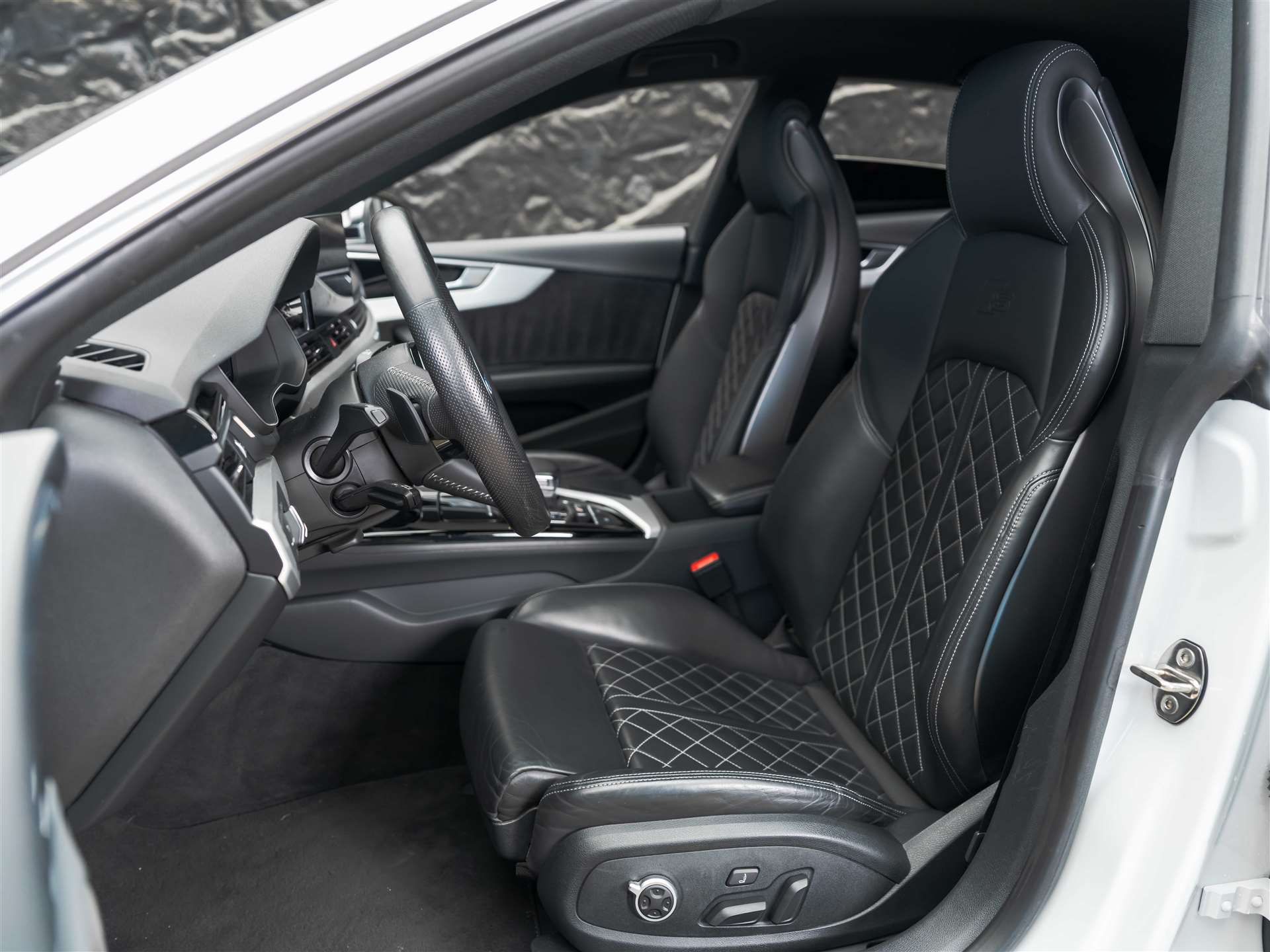 AUDI S5 Sportback 3.0 TDI quattro tiptronic *20" Felgen*Matrix-LED*Massage*AHK-image-10