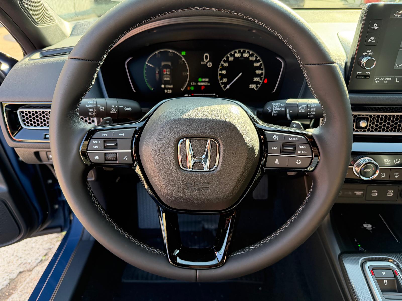 HONDA Civic 2.0 i-MMD HEV Elegance-image-6