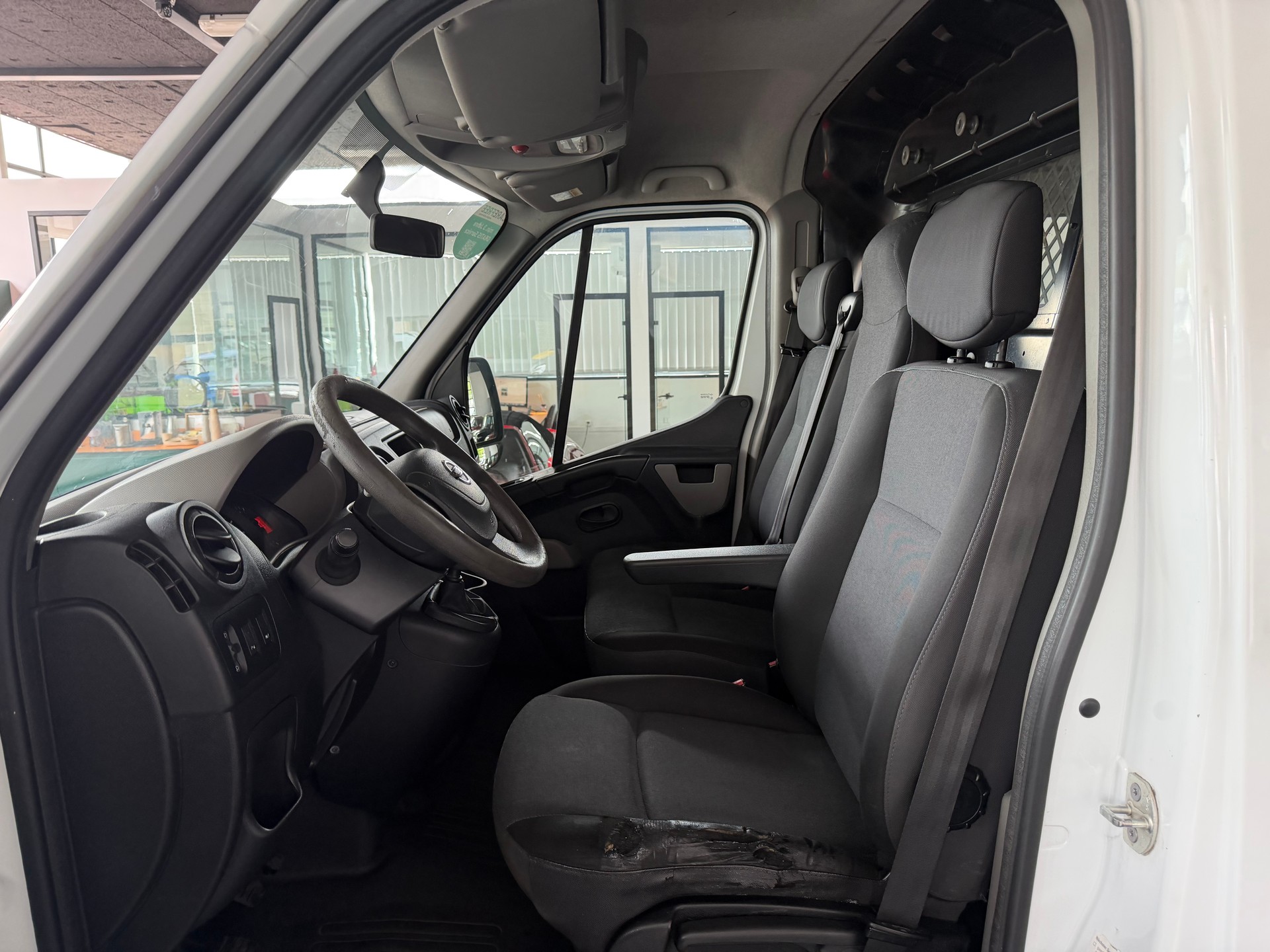 NISSAN NV400 F33.13 L1H1 FWD Pro-image-14