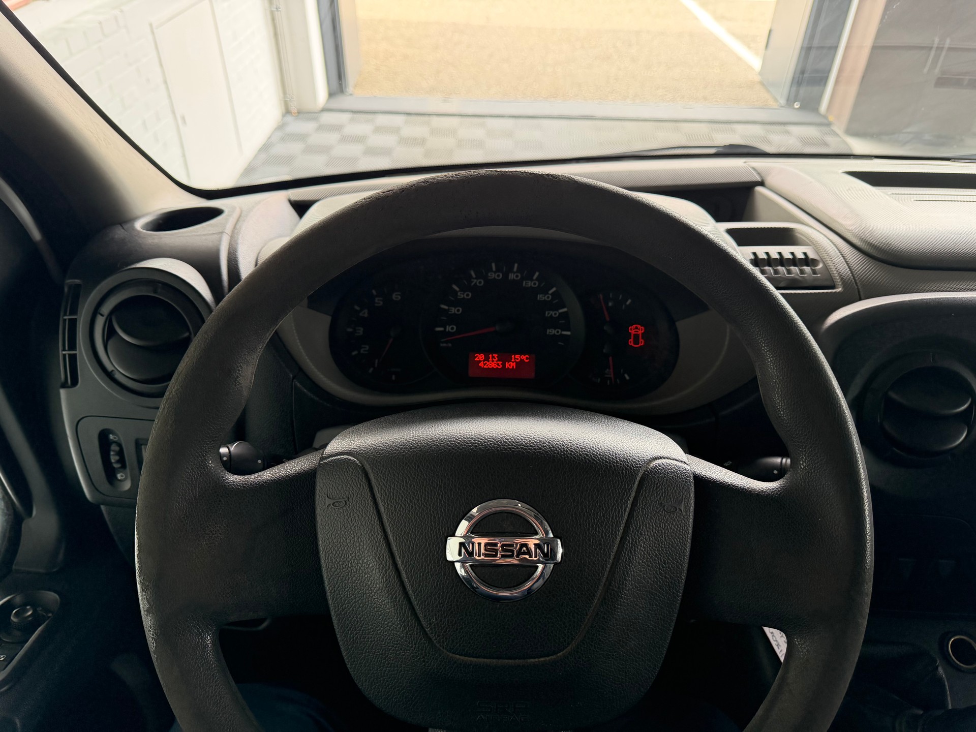 NISSAN NV400 F33.13 L1H1 FWD Pro-image-17