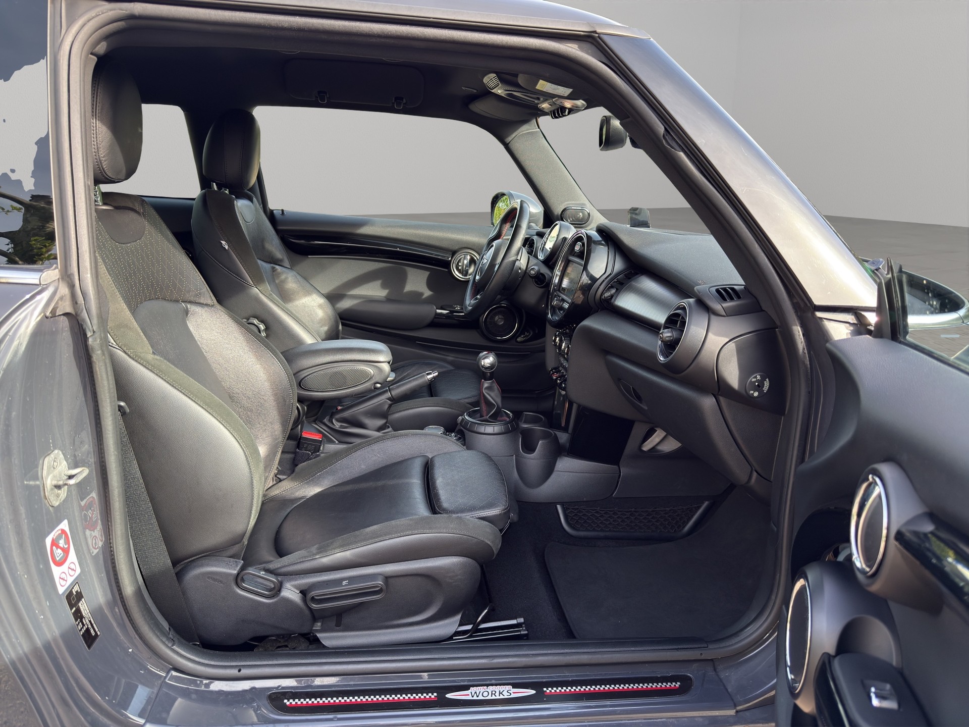 MINI Cooper S John Cooper Works-image-20