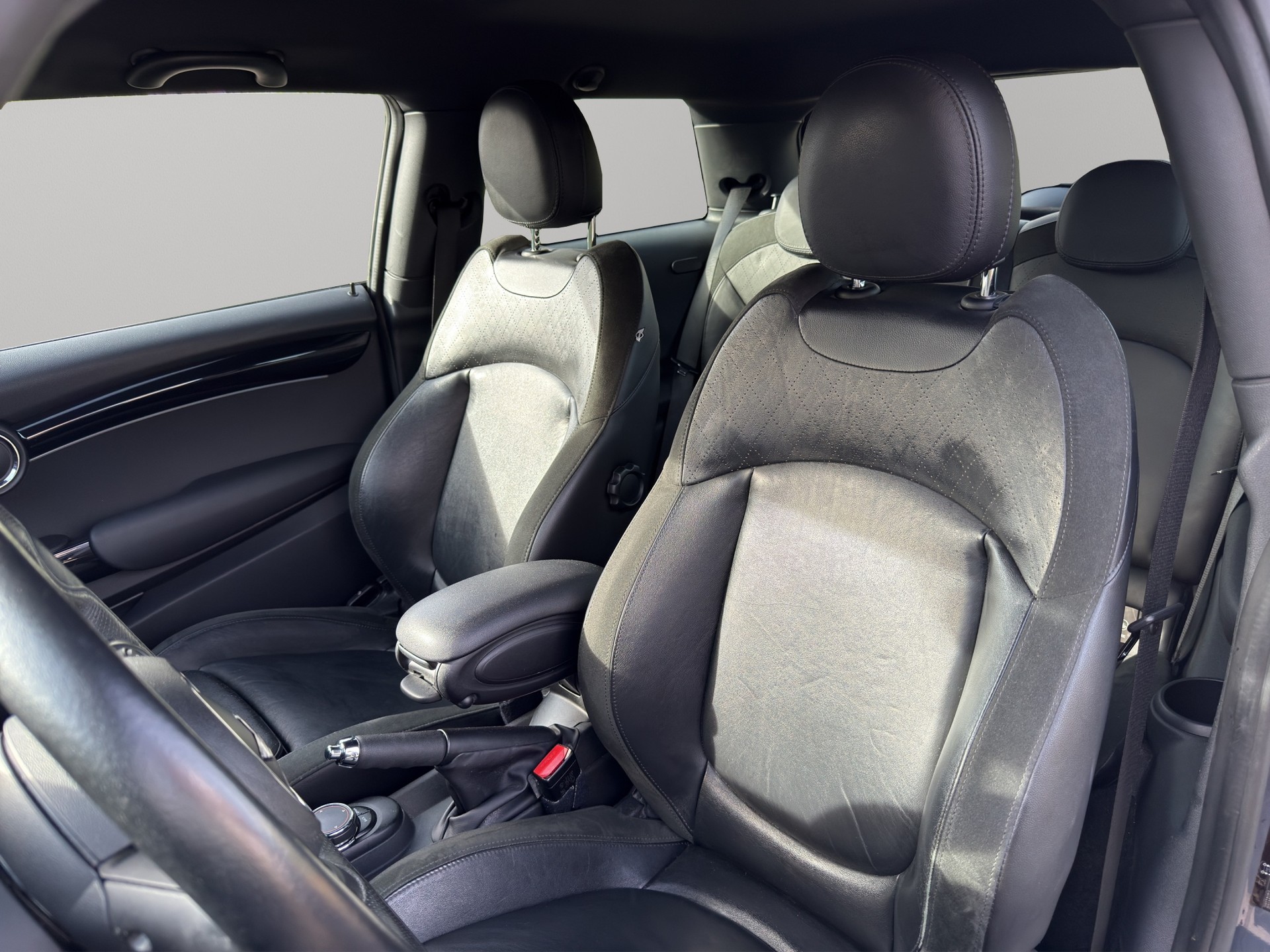 MINI Cooper S John Cooper Works-image-21