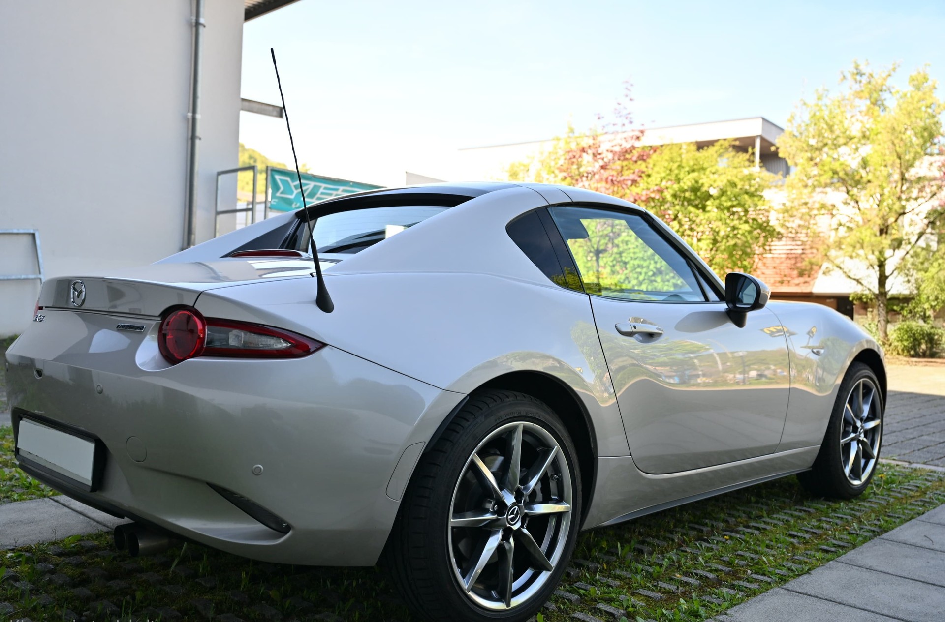 MAZDA RF 184-image-4