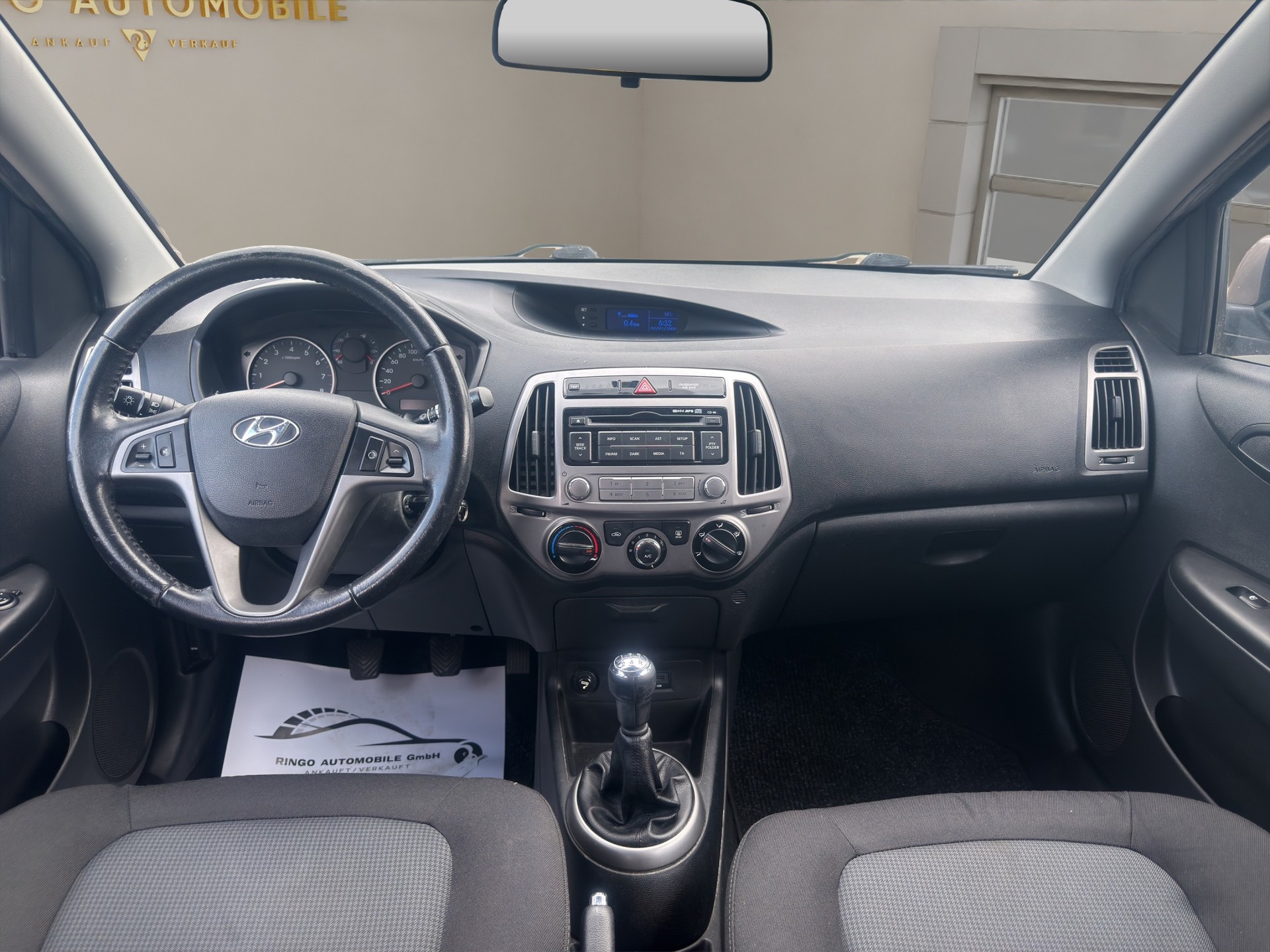 HYUNDAI i20 1.2 GO!-image-10