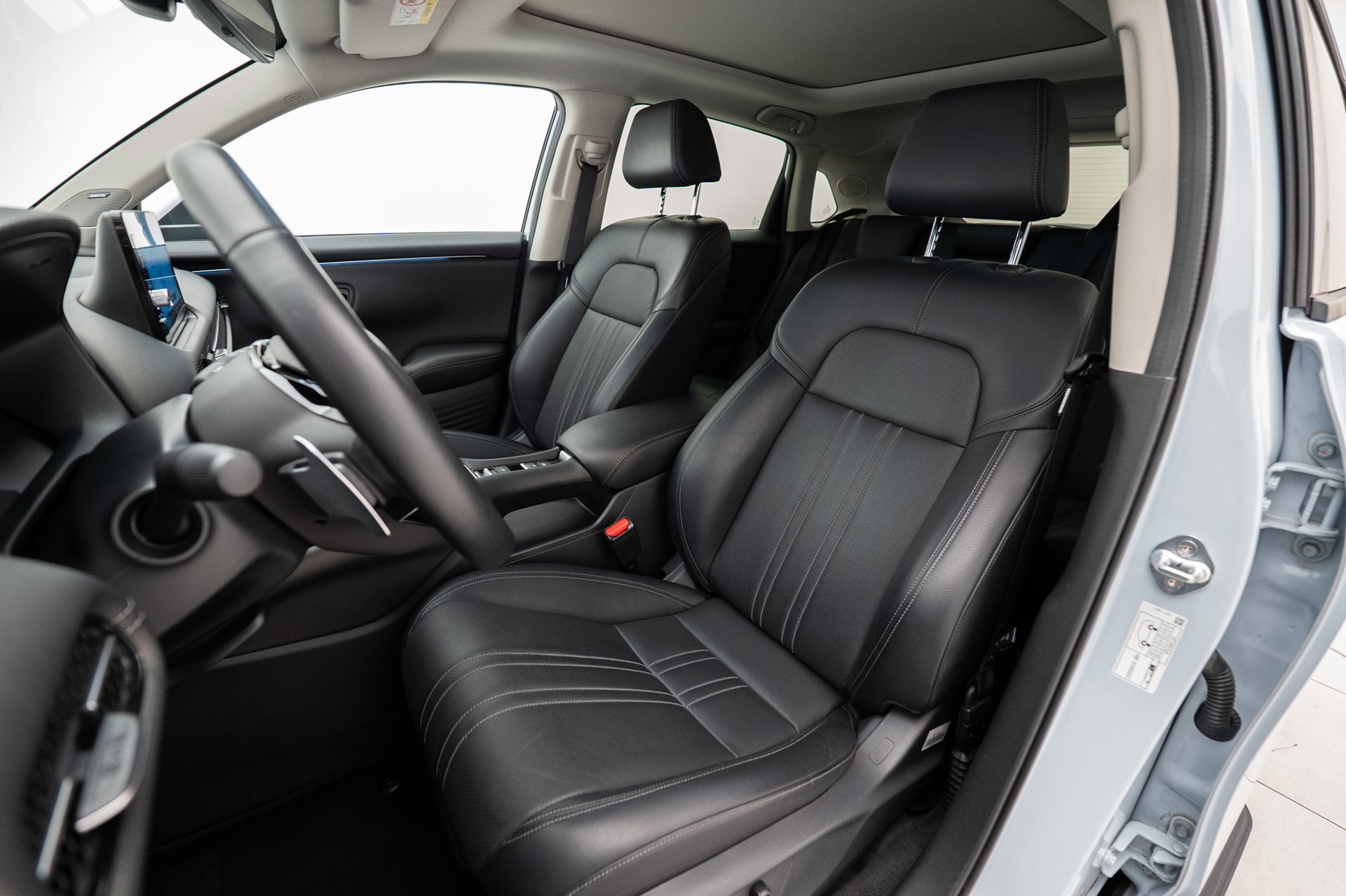HONDA ZR-V 2.0i MMD Hybrid Advance Automatic-image-8
