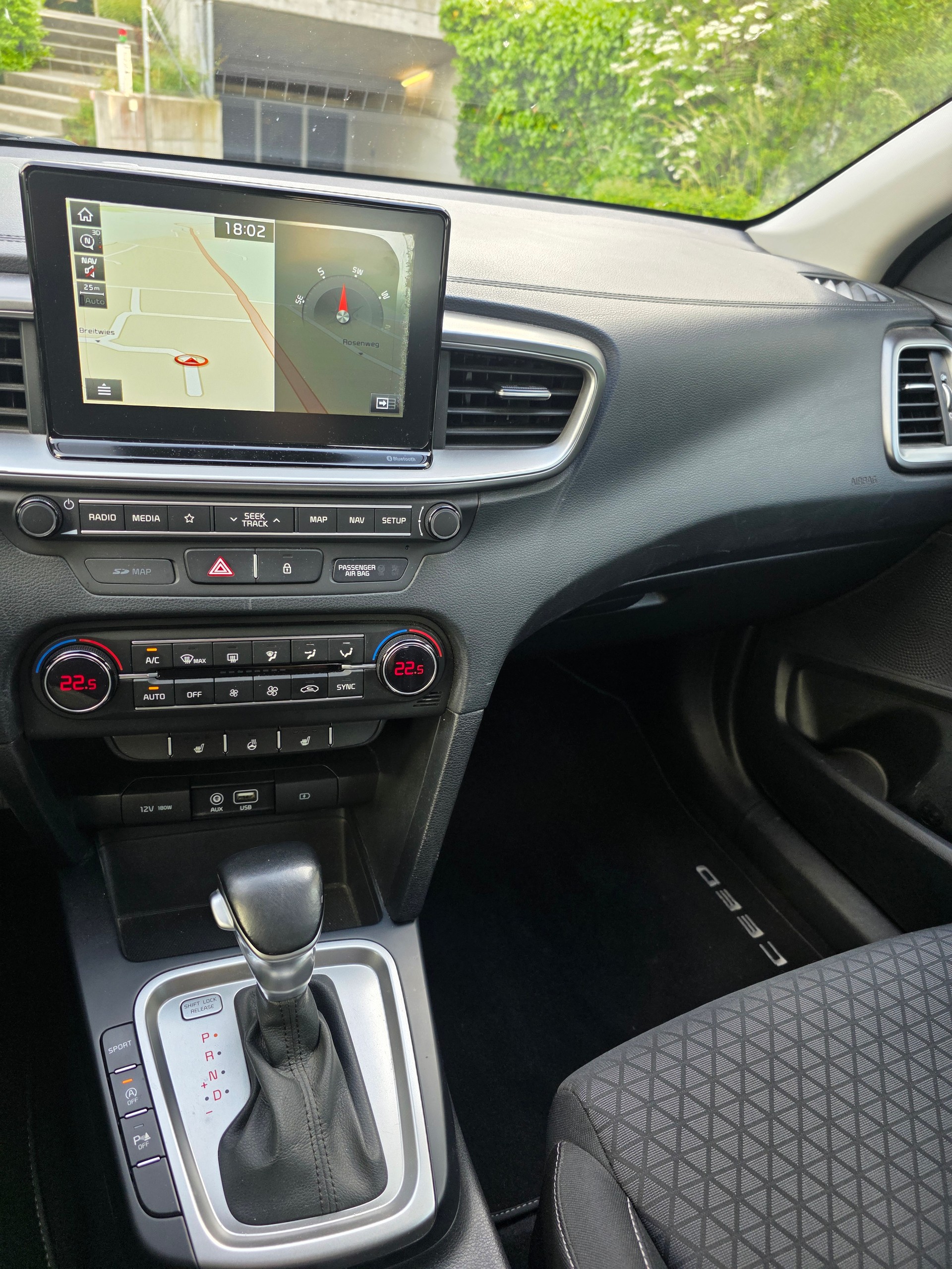 KIA Ceed Sportswagon 1.4 T-GDi Power 25 DCT-image-14