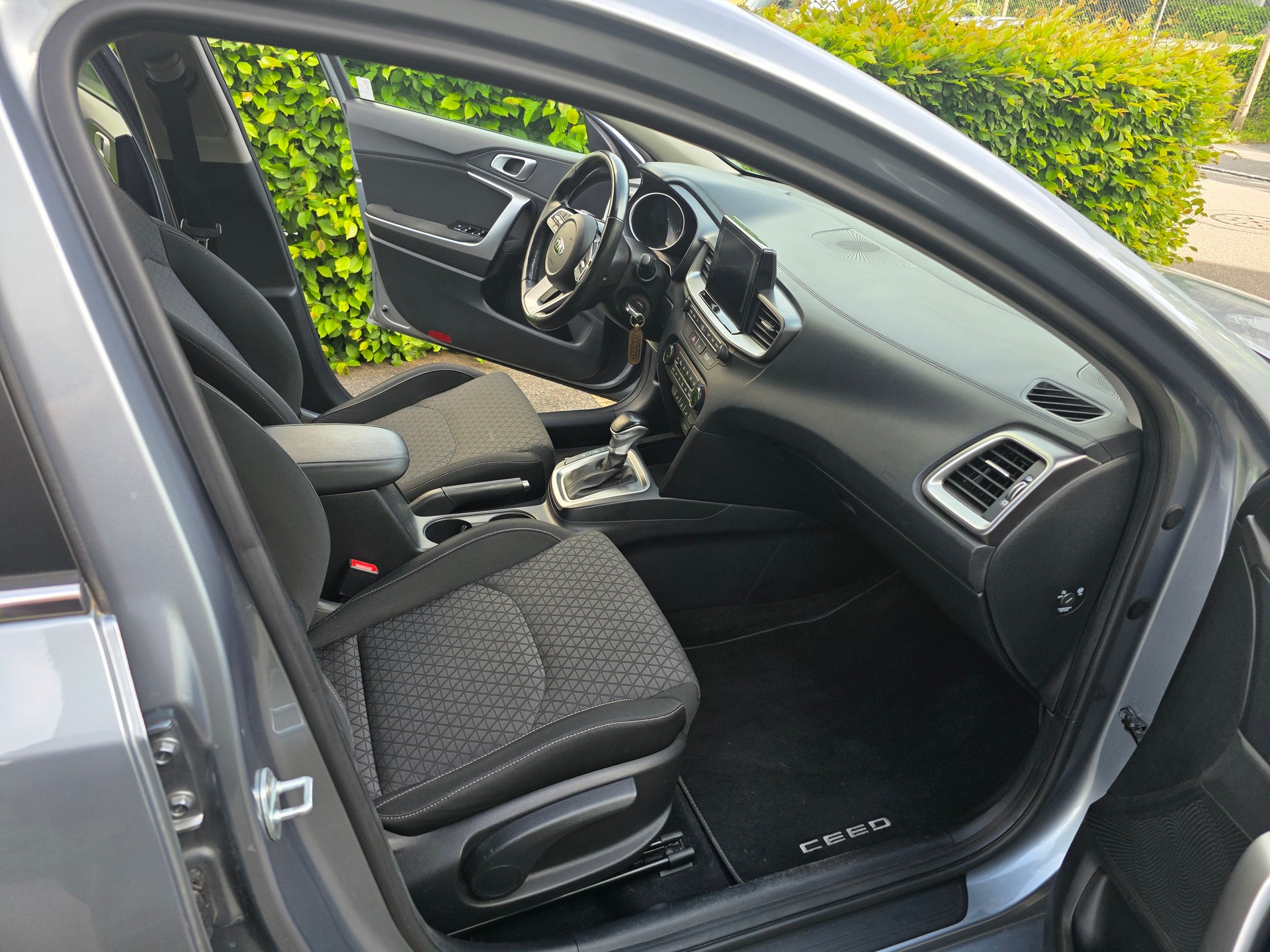KIA Ceed Sportswagon 1.4 T-GDi Power 25 DCT-image-10