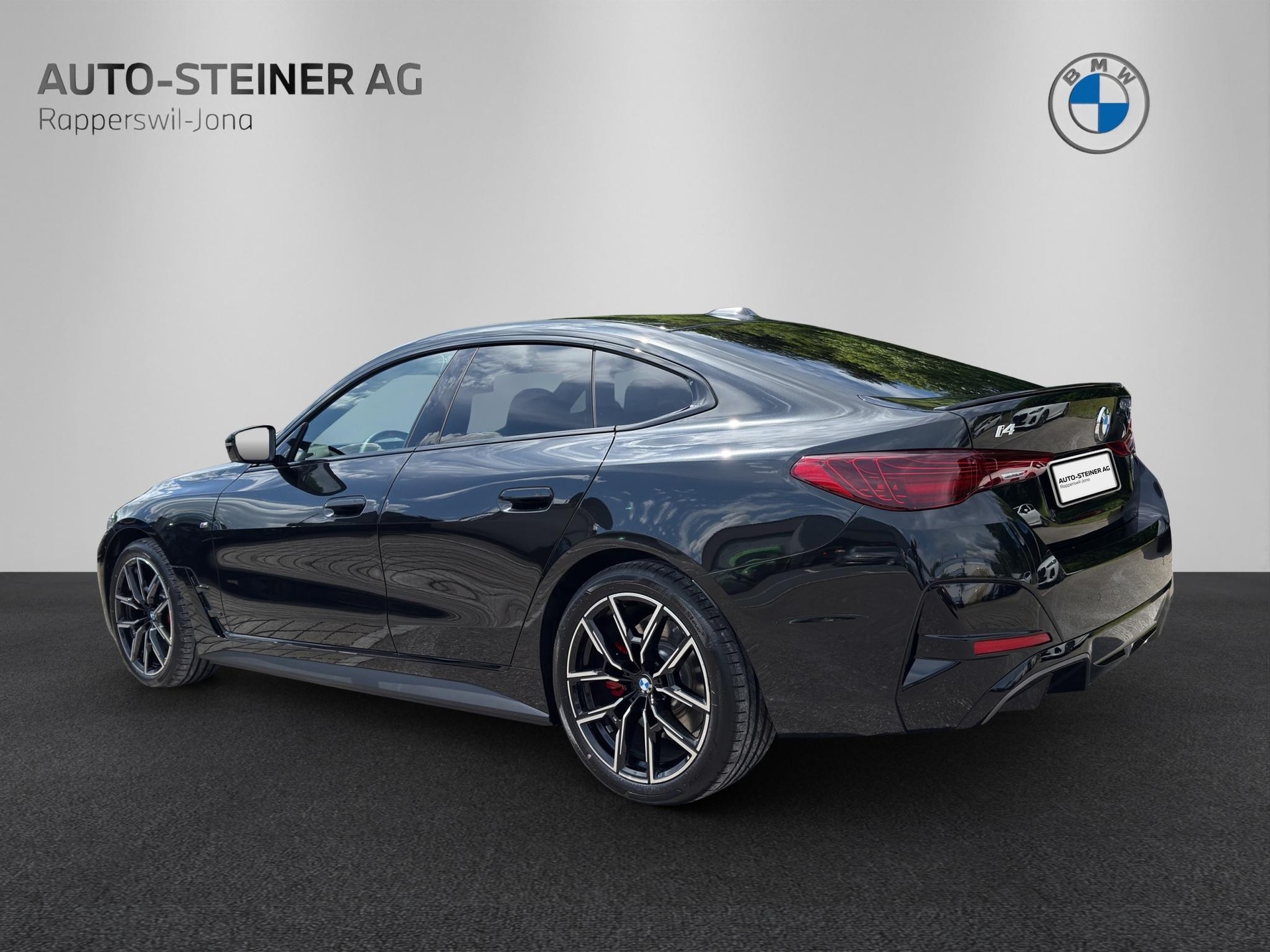 BMW i4 M60 M Sport Pro-showroom-element-2