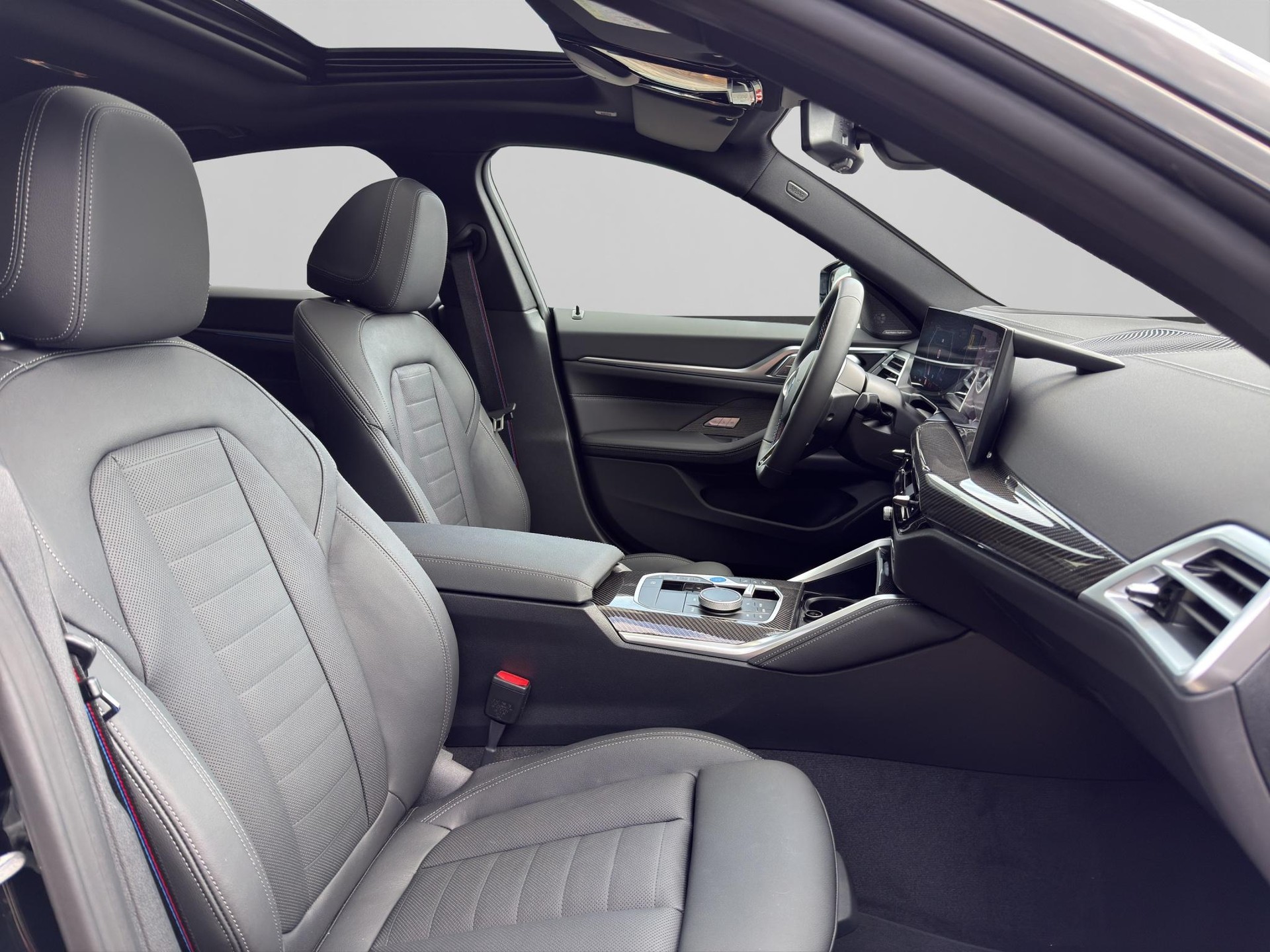 BMW i4 M60 M Sport Pro-image-14