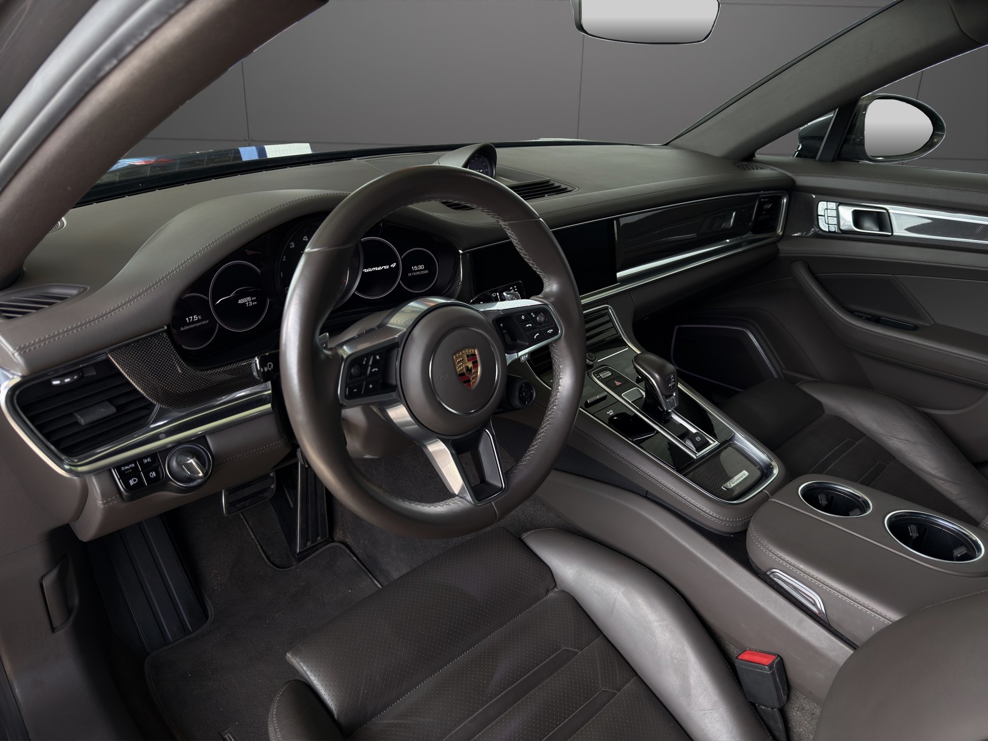 PORSCHE Panamera 4 E-Hybrid PDK-image-6