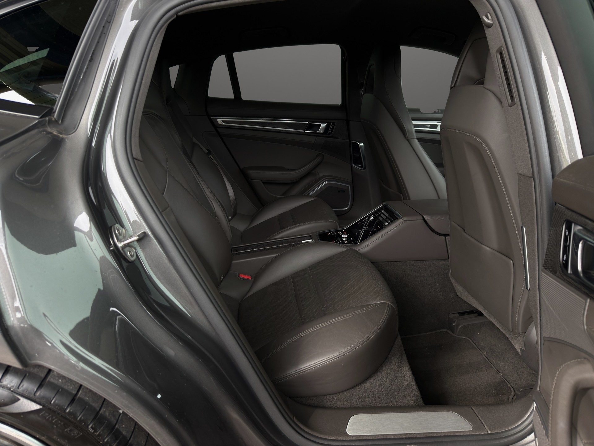 PORSCHE Panamera 4 E-Hybrid PDK-image-8