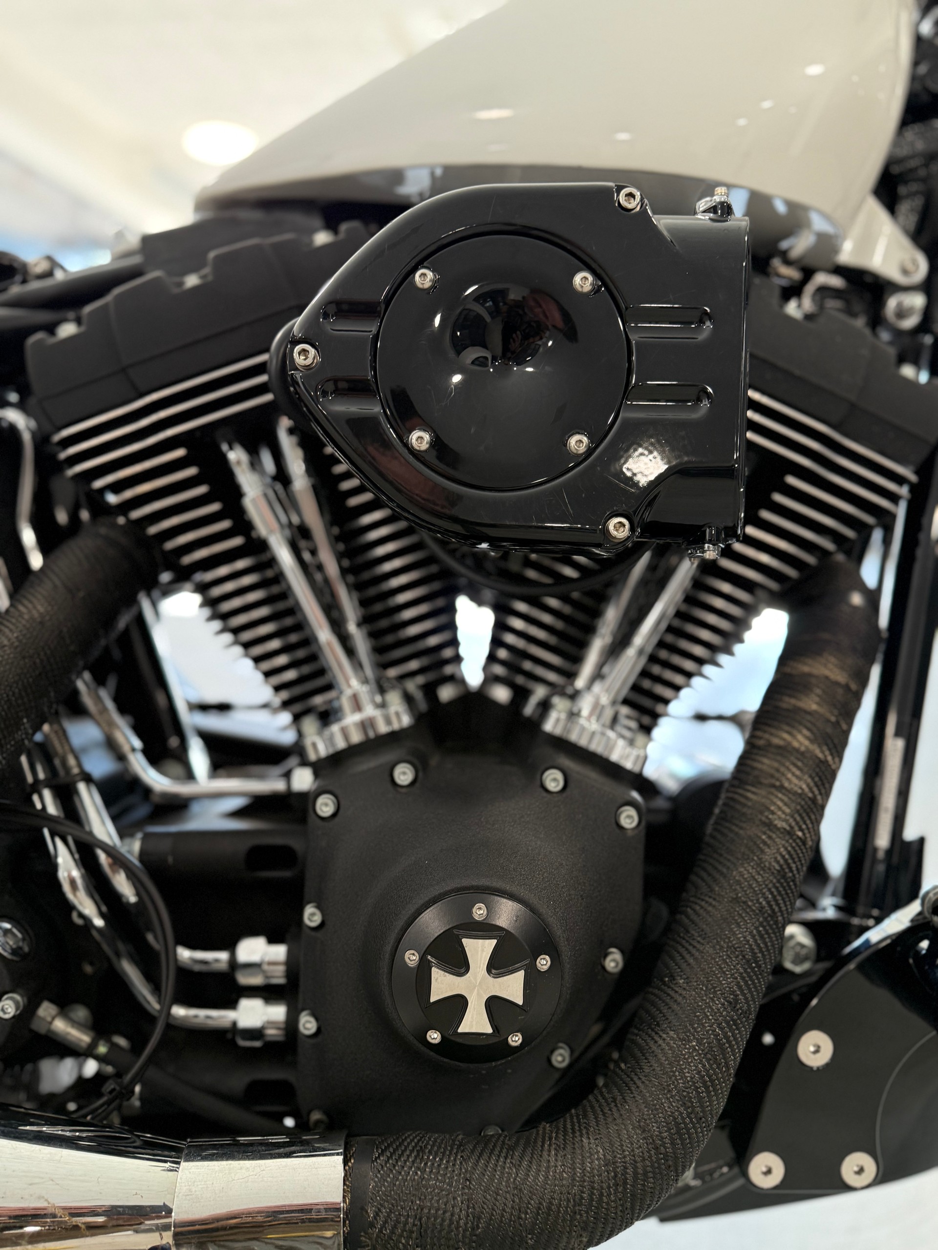 HARLEY-DAVIDSON FXSTB Night Train-image-4