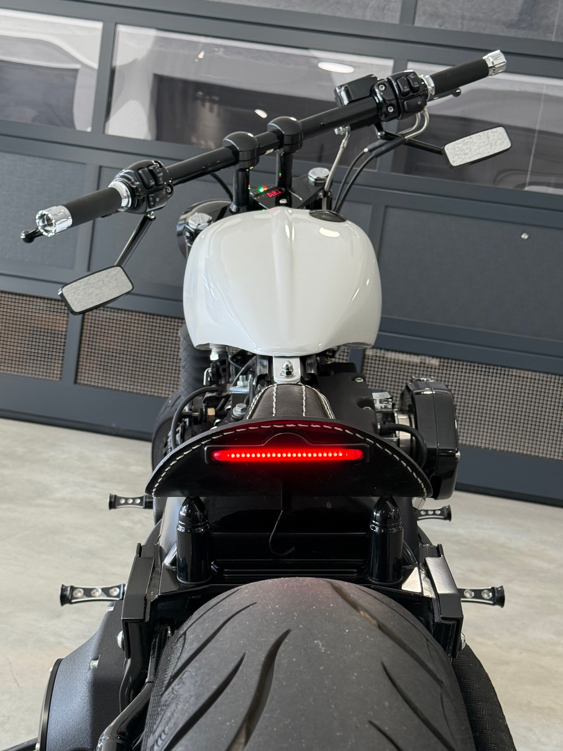 HARLEY-DAVIDSON FXSTB Night Train-image-2