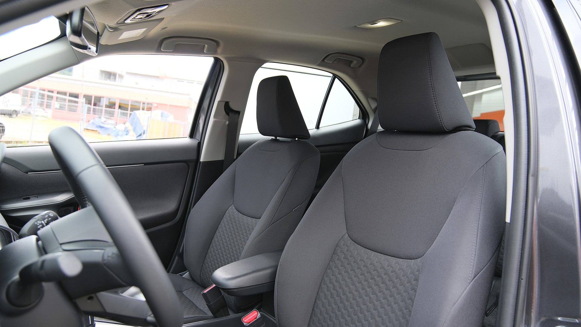 TOYOTA Yaris Cross 1.5 Trend e-CVT-image-4