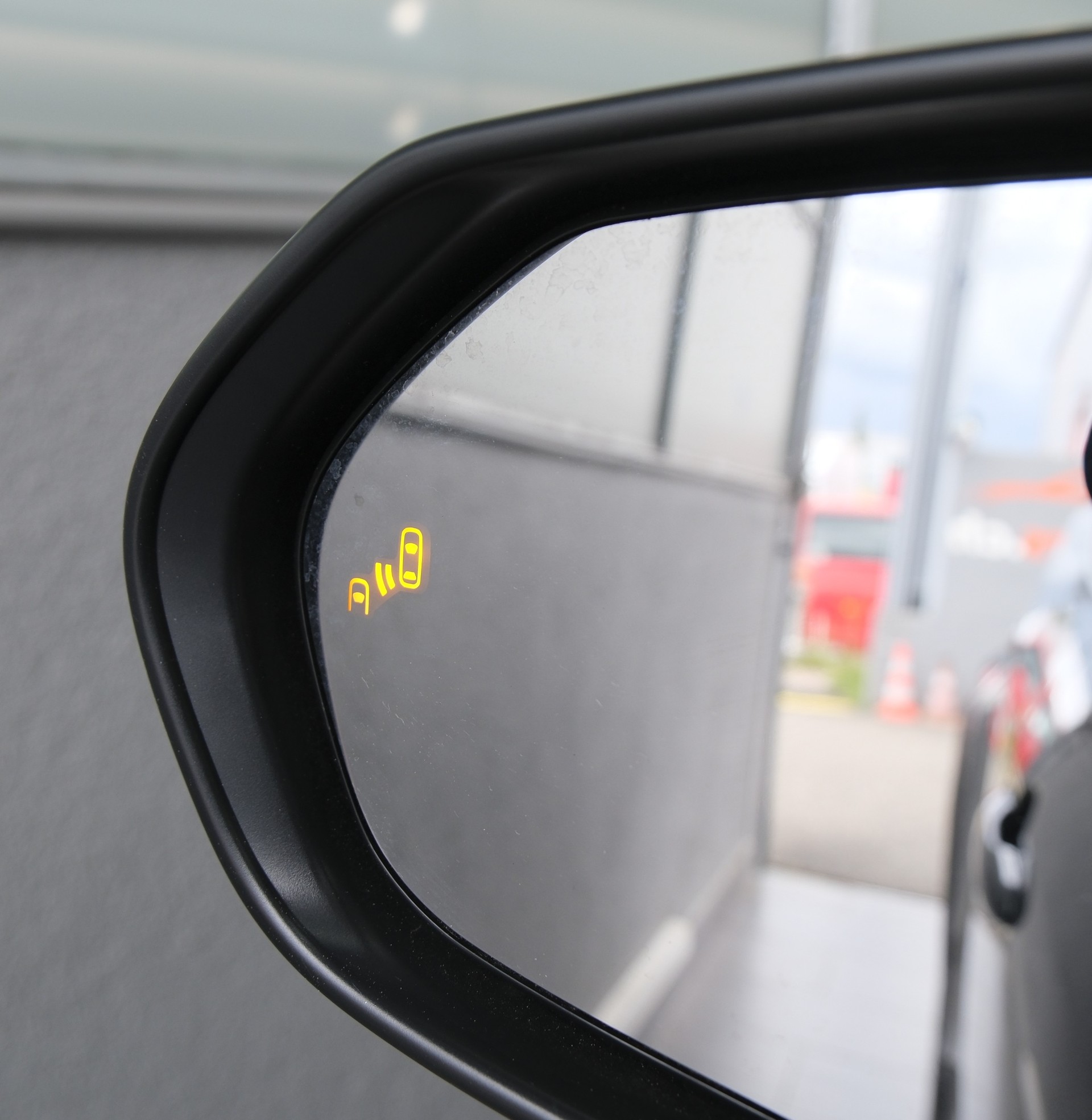 TOYOTA Yaris Cross 1.5 Trend e-CVT-image-16