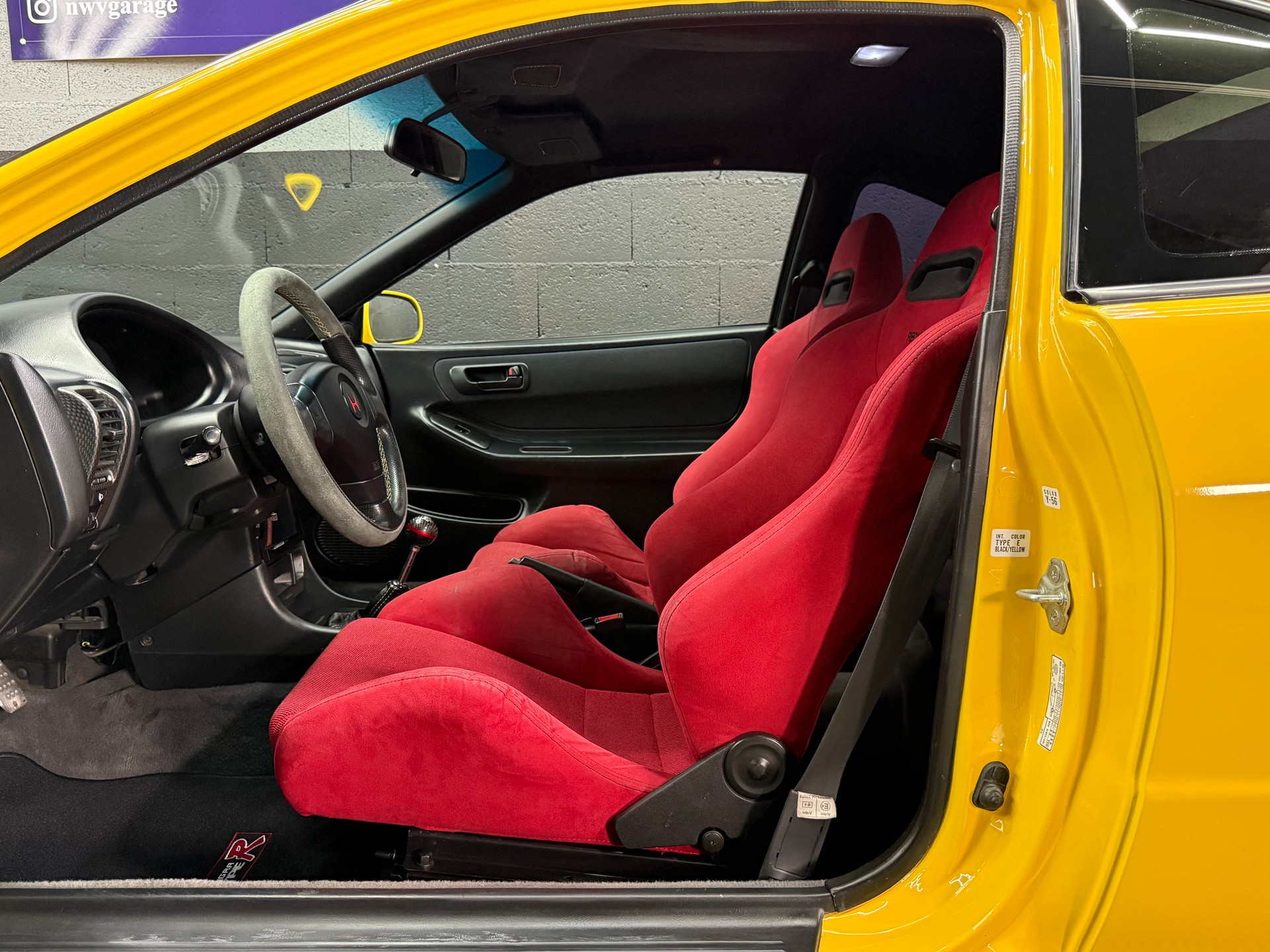 HONDA Integra Type-R 1.8 VTEC-image-9