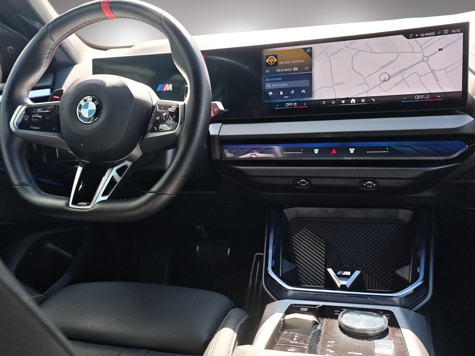 BMW X3 M50-image-10