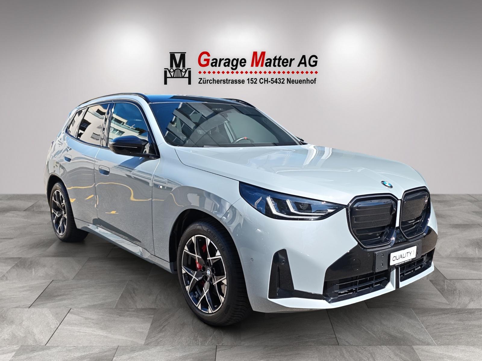 BMW X3 M50-showroom-element-1