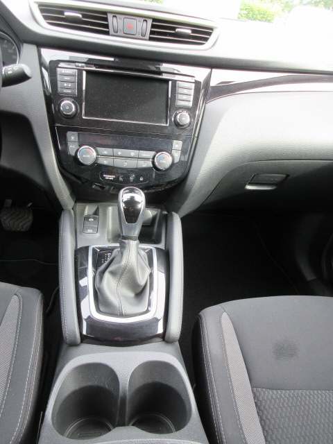 NISSAN Qashqai 1.7 dCi Acenta 4x4-image-7