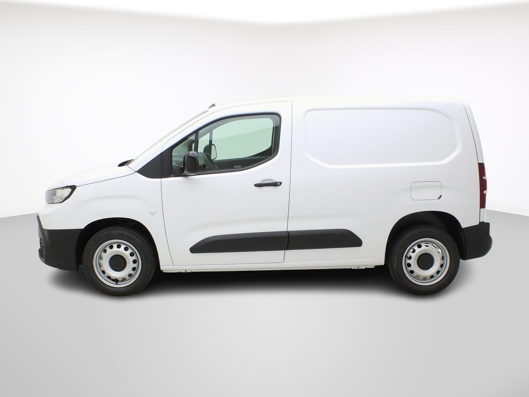 TOYOTA Proace City Van L1 52KWh Active-showroom-element-1