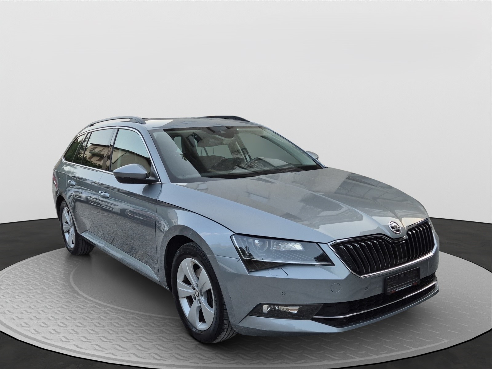 SKODA Superb Combi 1.4 TSI ACT Style DSG-image-2