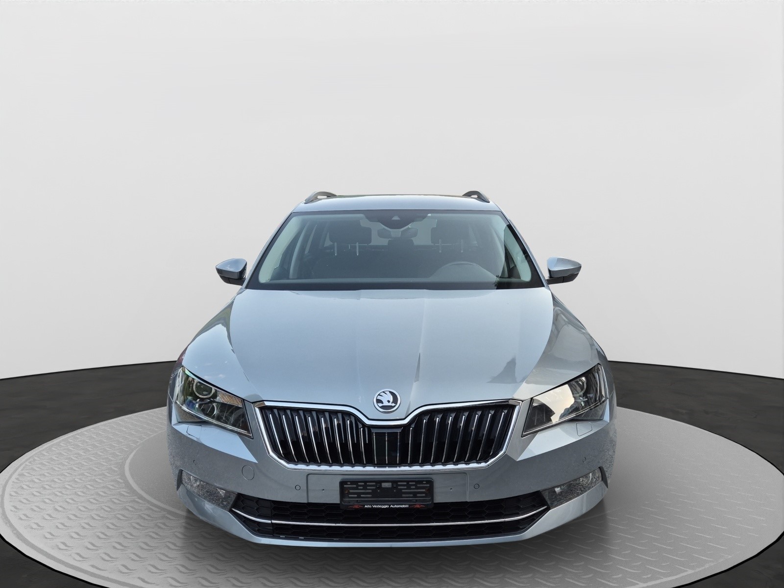 SKODA Superb Combi 1.4 TSI ACT Style DSG-image-1