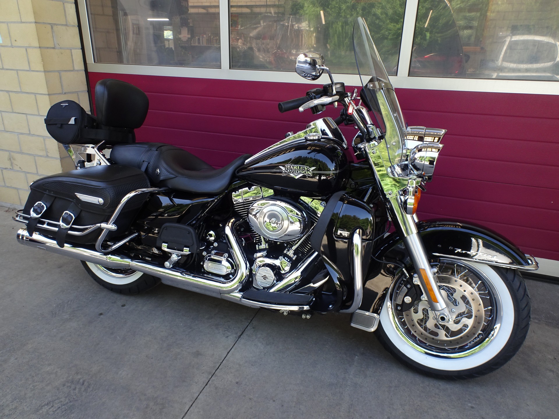 HARLEY-DAVIDSON FLHRC Road King Classic 103 ABS-image-2