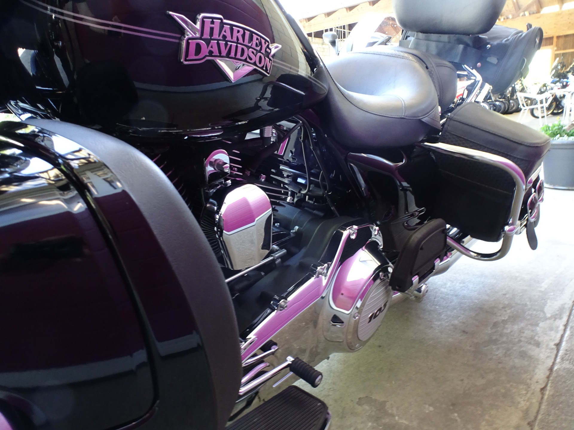 HARLEY-DAVIDSON FLHRC Road King Classic 103 ABS-image-12