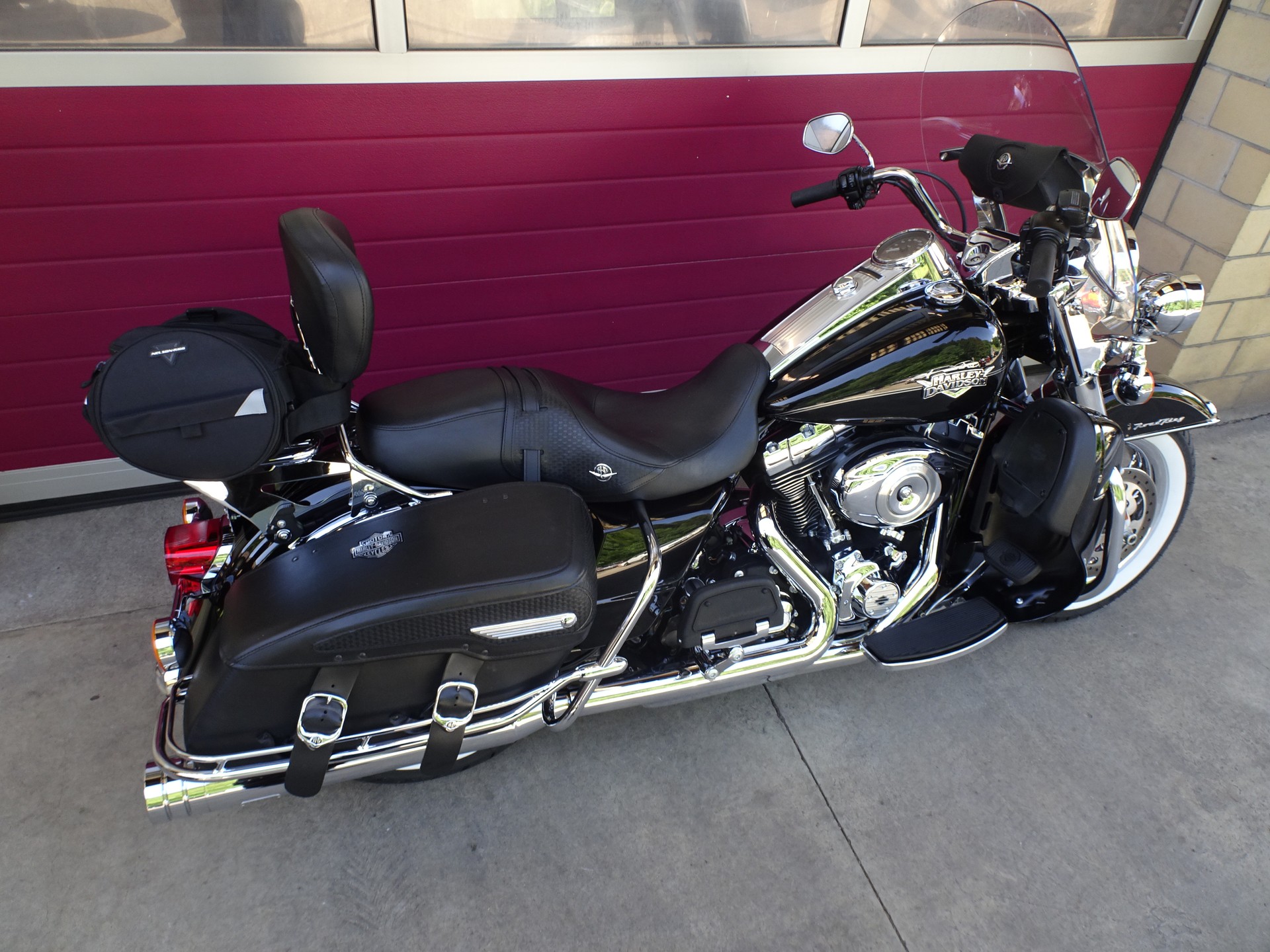 HARLEY-DAVIDSON FLHRC Road King Classic 103 ABS-image-14