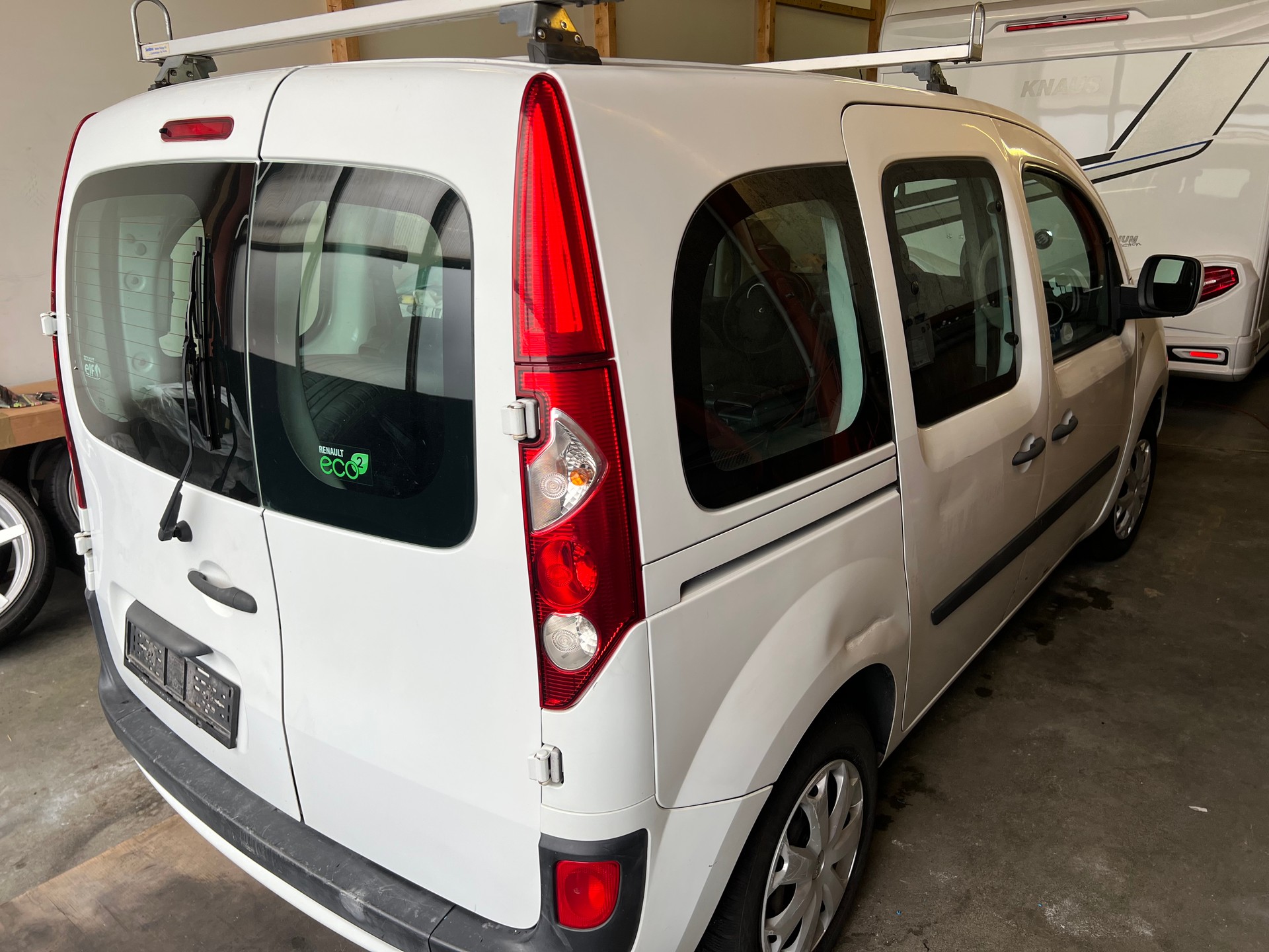 RENAULT Kangoo 1.5 Diesel PS 90 Euro 5 *** 5 Sitze * Klima * 8 fachbereift * Dachständer ***-showroom-element-3