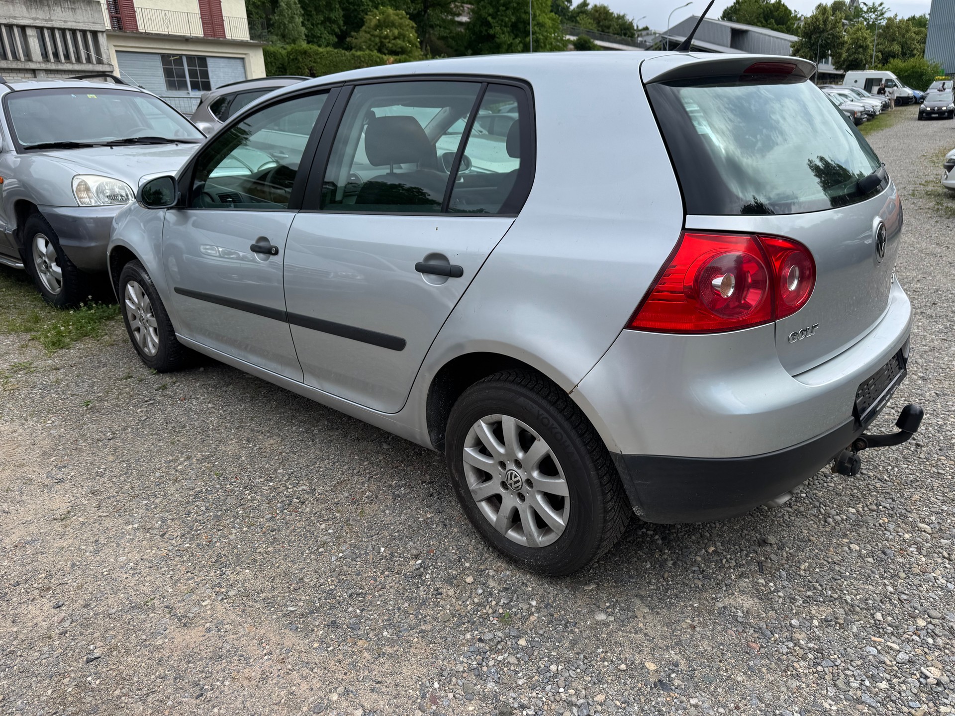 VW Golf 2.0 TDI Comfortline 4Motion-image-2