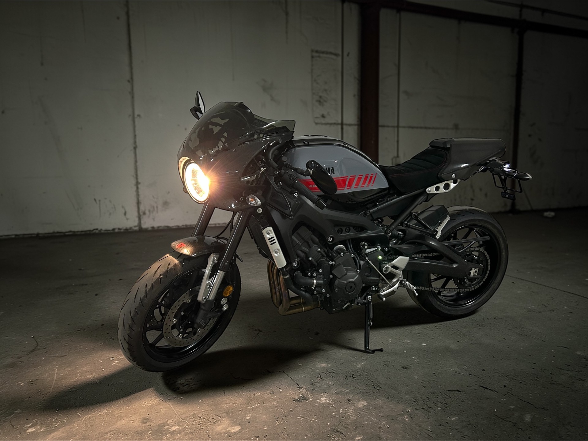 YAMAHA XSR 900 Abarth-image-0