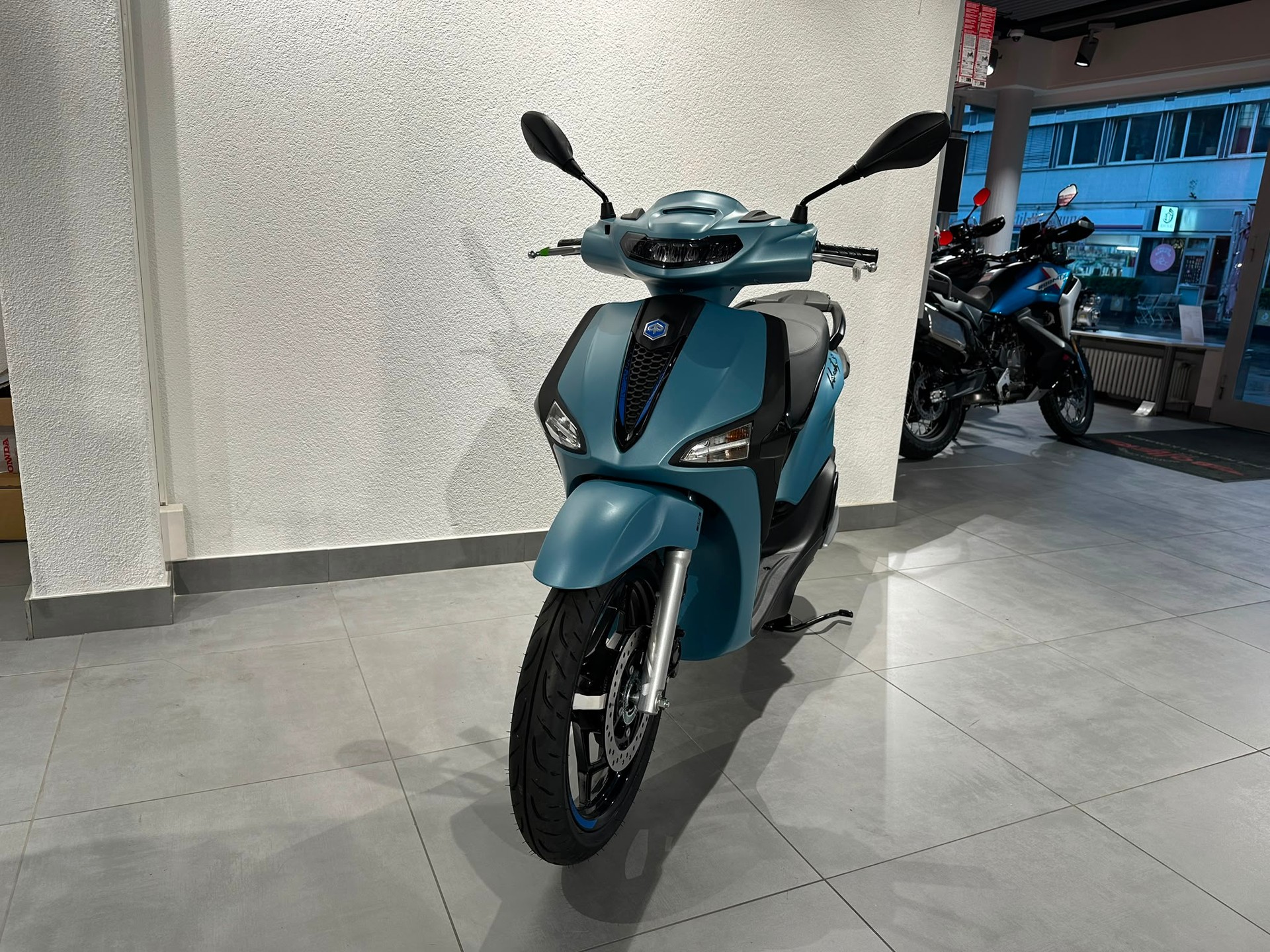 PIAGGIO Liberty 125 Sport | Neu | ABS | 125cc | Roller | Garantie-image-7