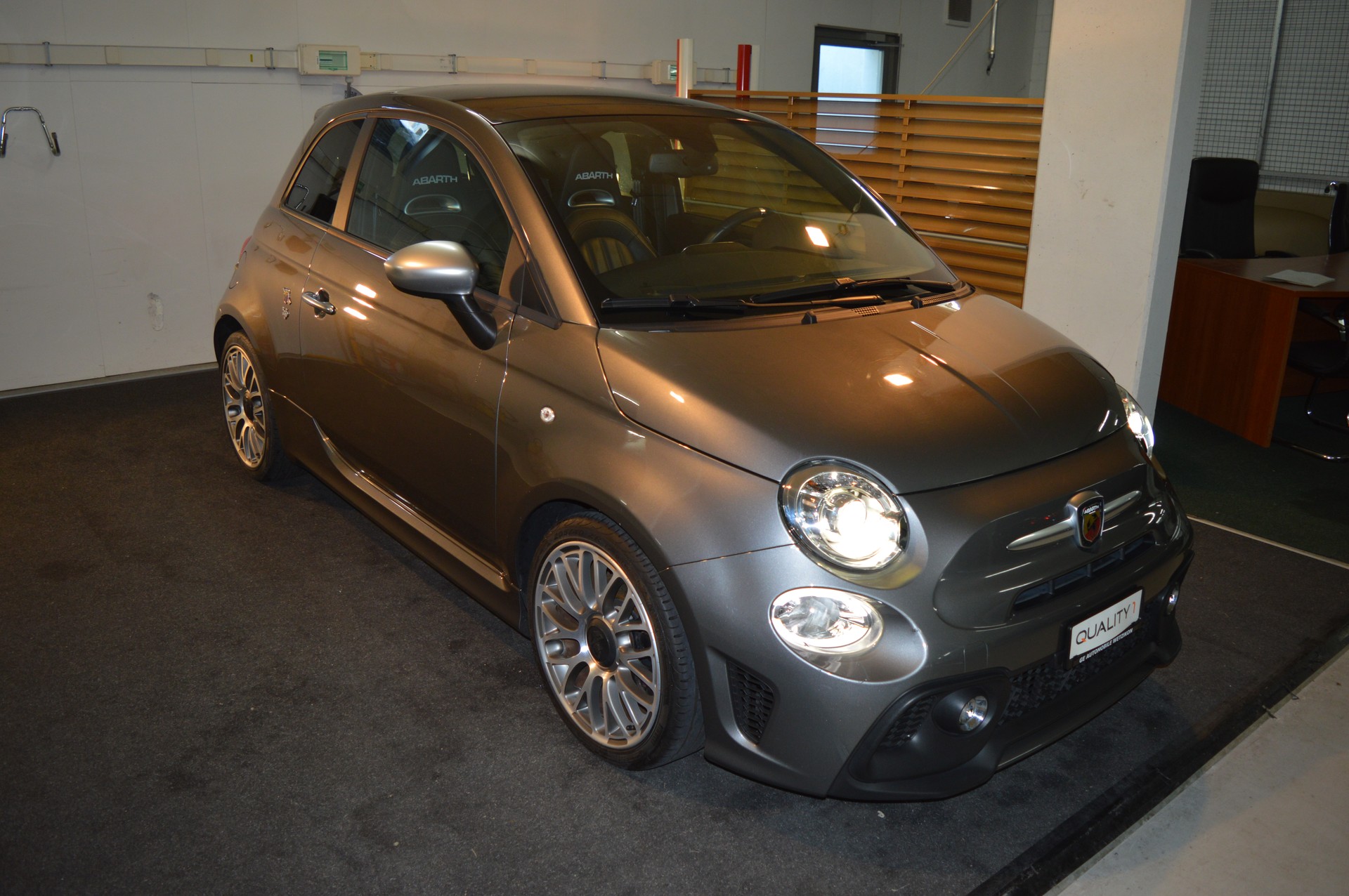 FIAT 595 1.4 16V Turbo Abarth Turismo-showroom-element-3