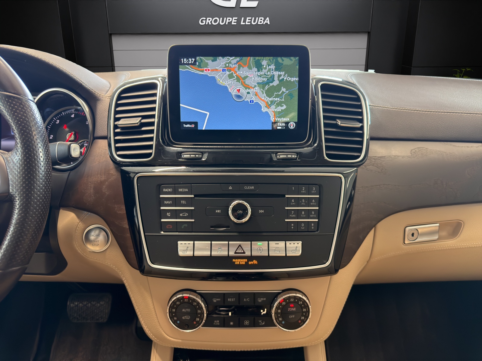 MERCEDES-BENZ GLE 250 d Executive 4Matic 9G-Tronic-image-11