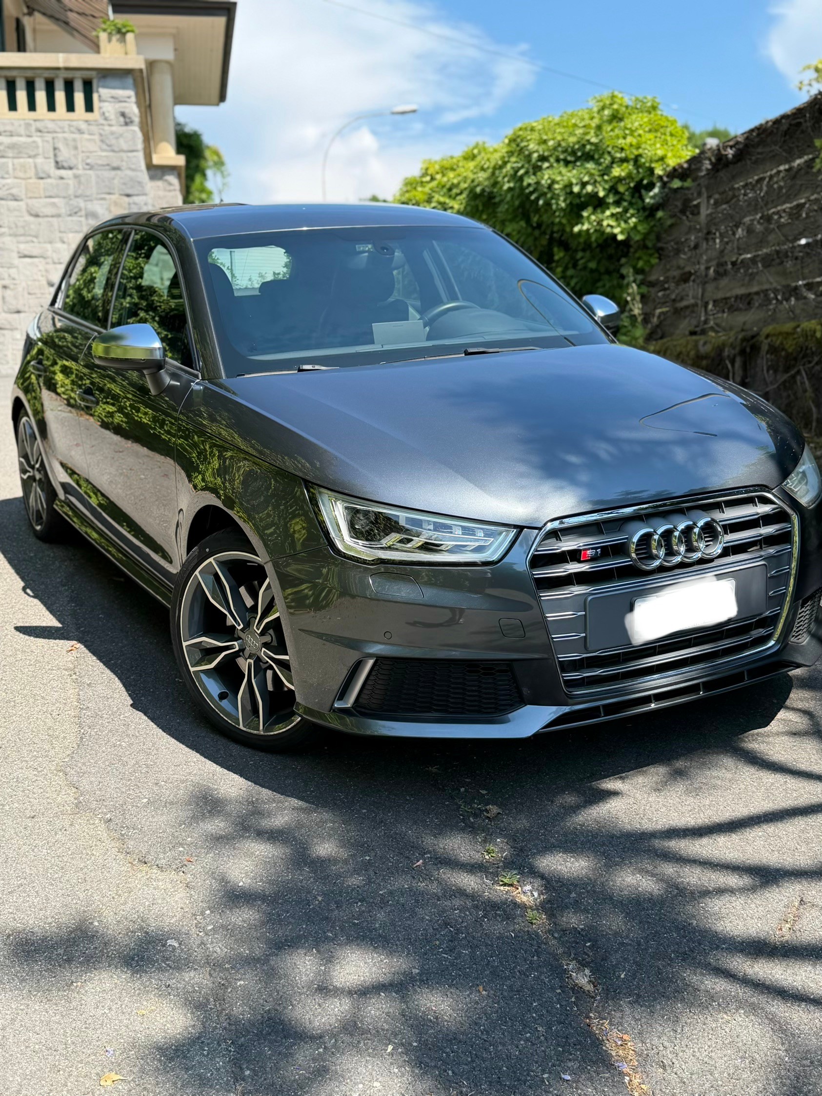 AUDI 2.0 TFSI quattro