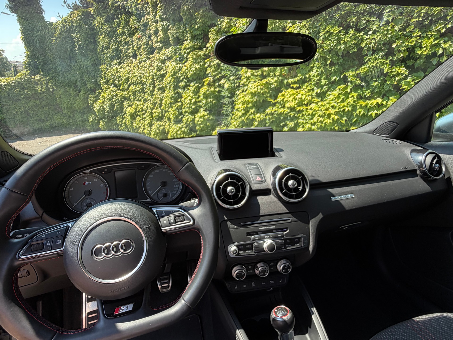 AUDI 2.0 TFSI quattro-image-3
