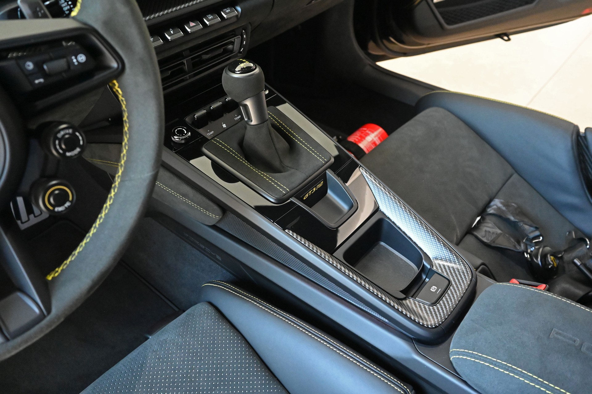 PORSCHE 911 GT3 RS-image-20