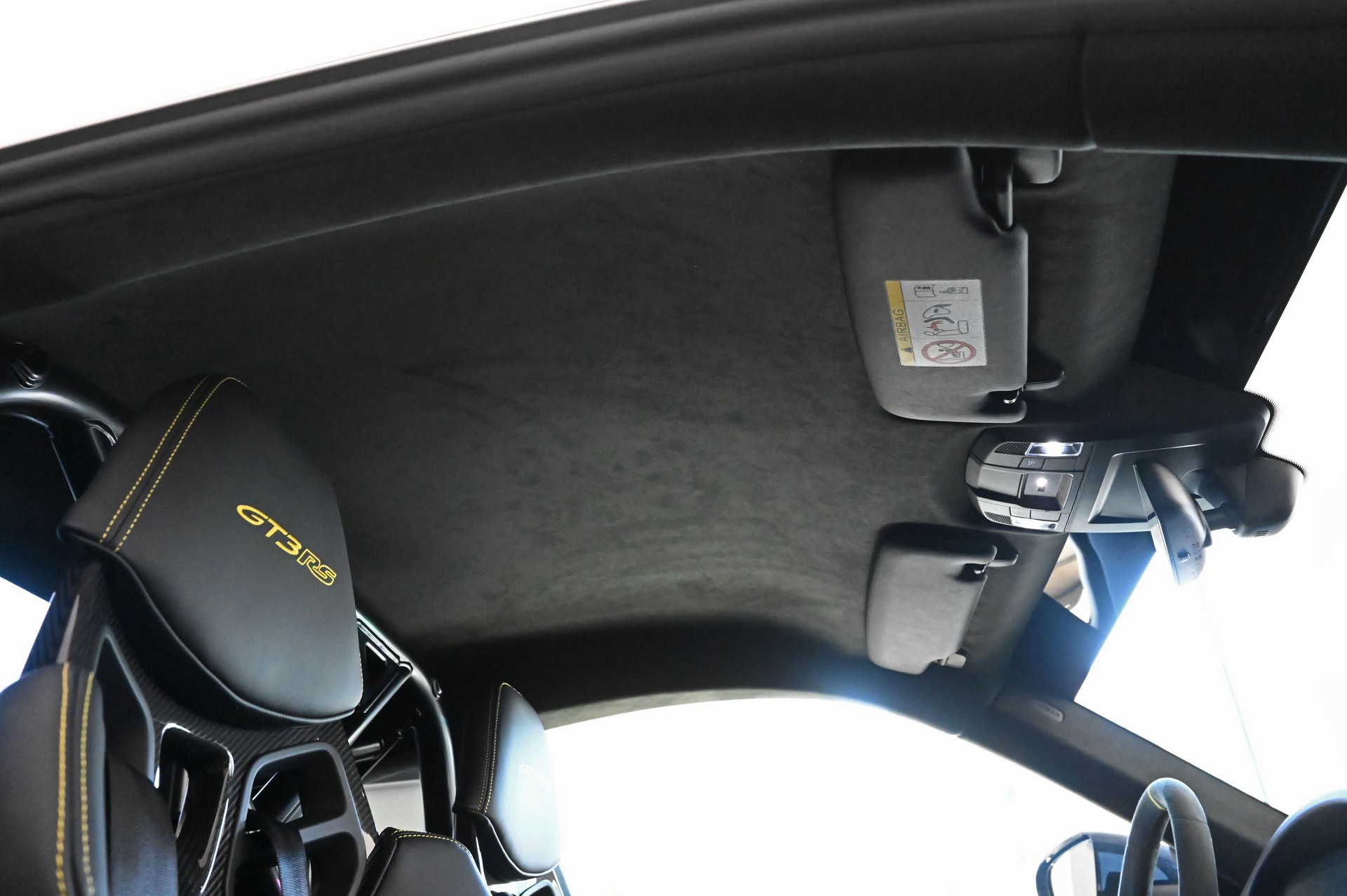 PORSCHE 911 GT3 RS-image-26