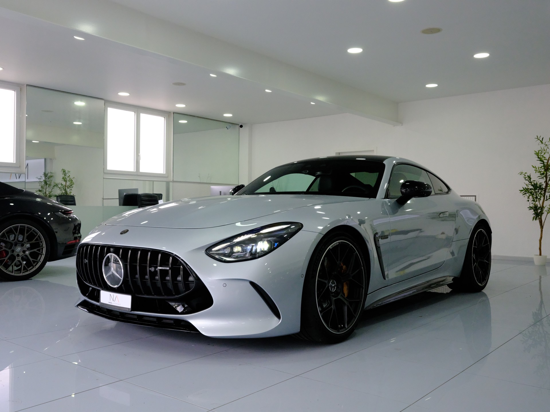 MERCEDES-BENZ AMG GT 63 SE Performance 4Matic+ Executive Edition-showroom-element-3
