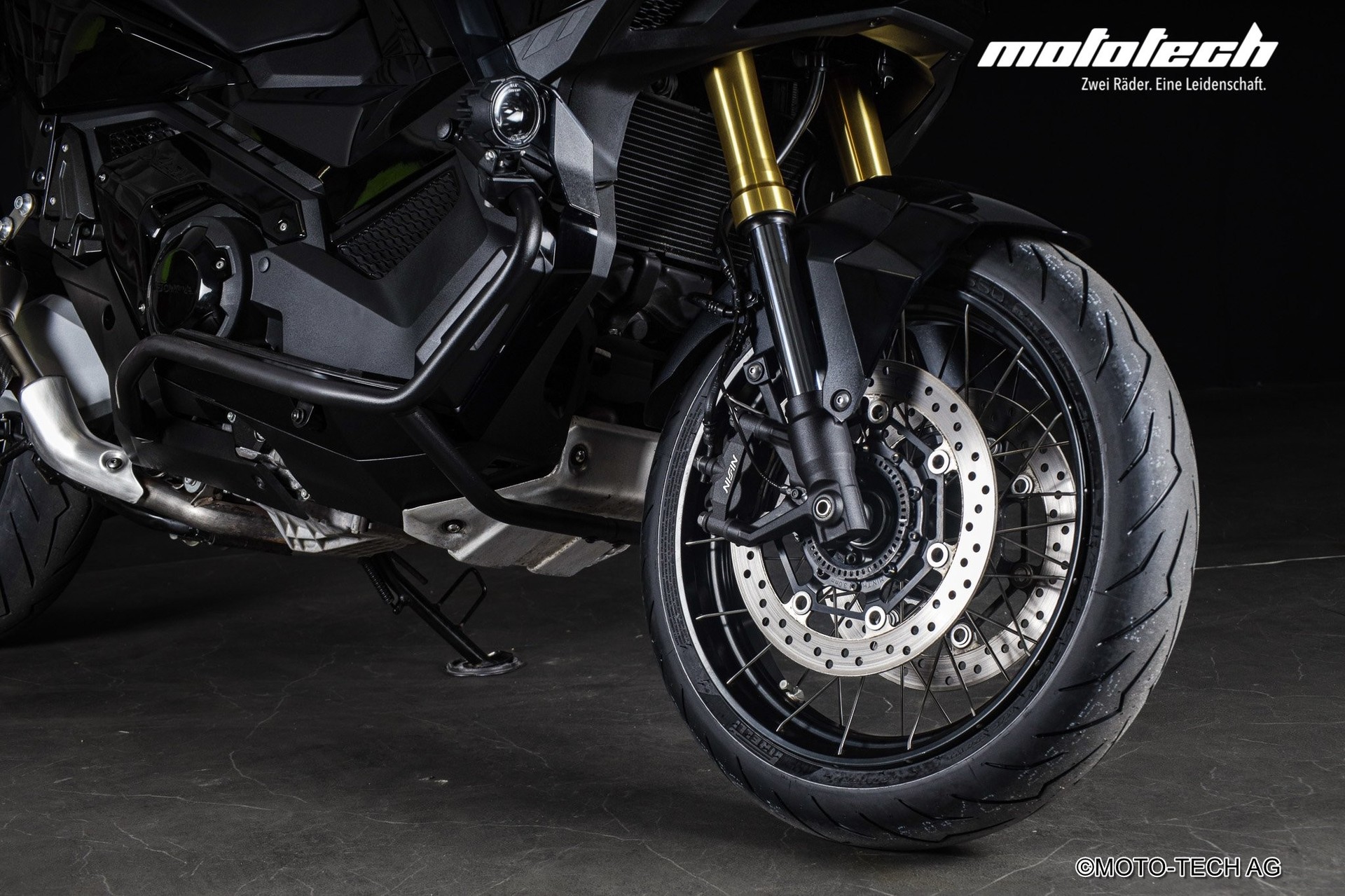 HONDA X-ADV 750 (35kW) LEO VINCE-image-6