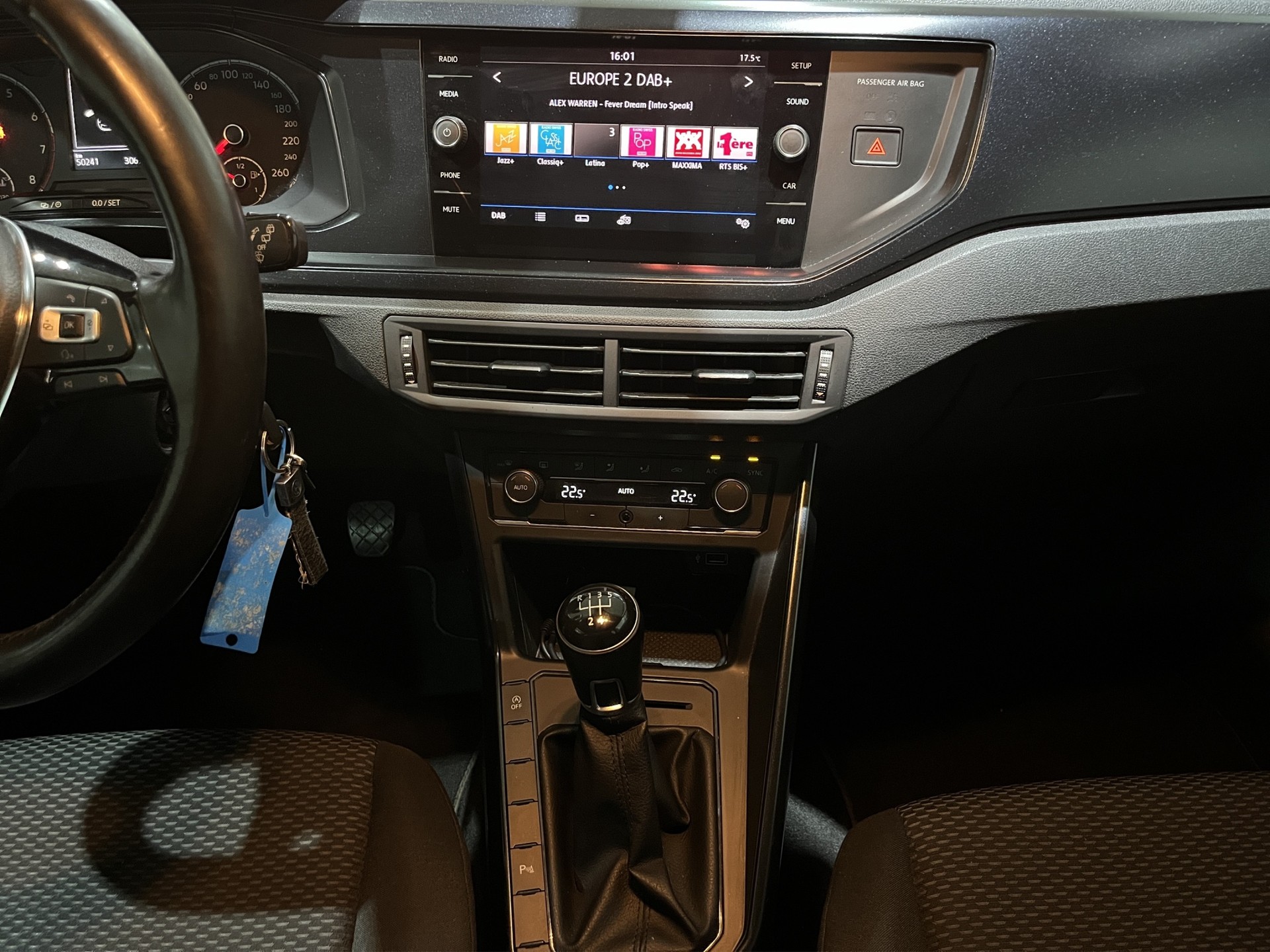 VW Polo 1.0 TSI BMT Trendline-image-9