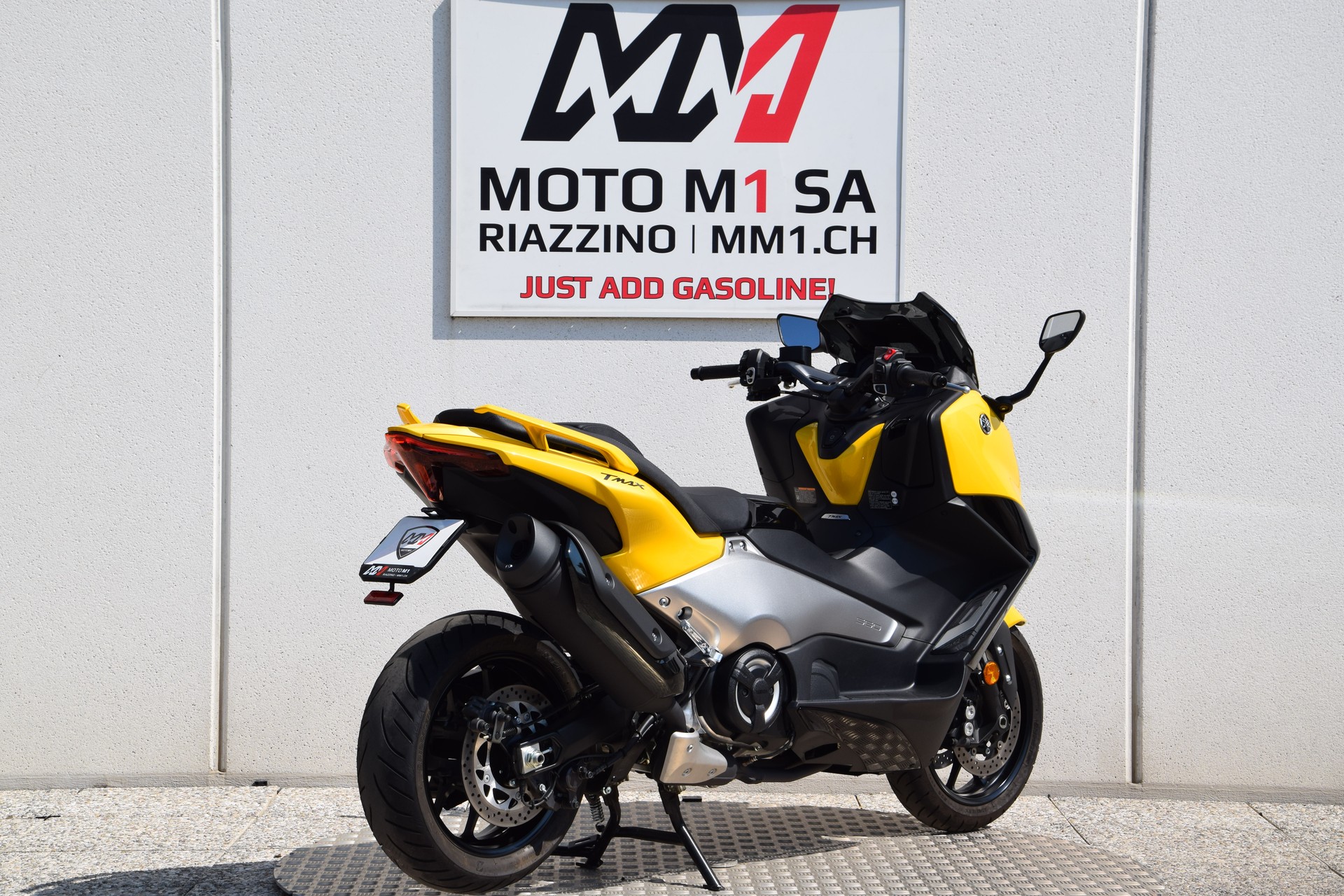 YAMAHA T-MAX 560-image-7