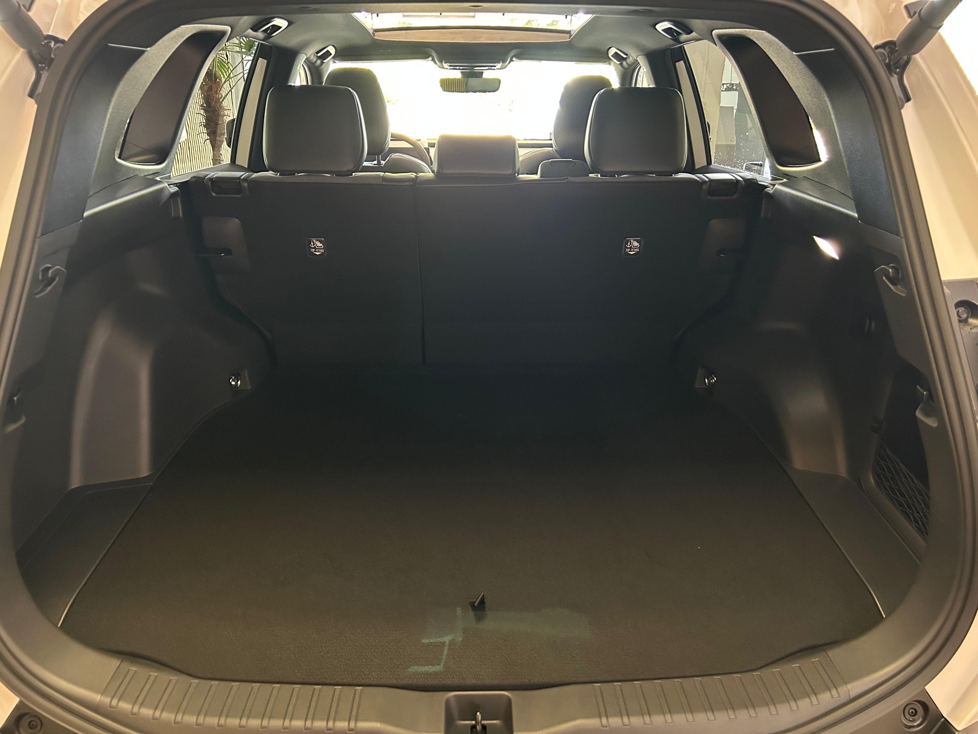SUZUKI Across 2.5 PHEV Compact Top 4x4-image-27